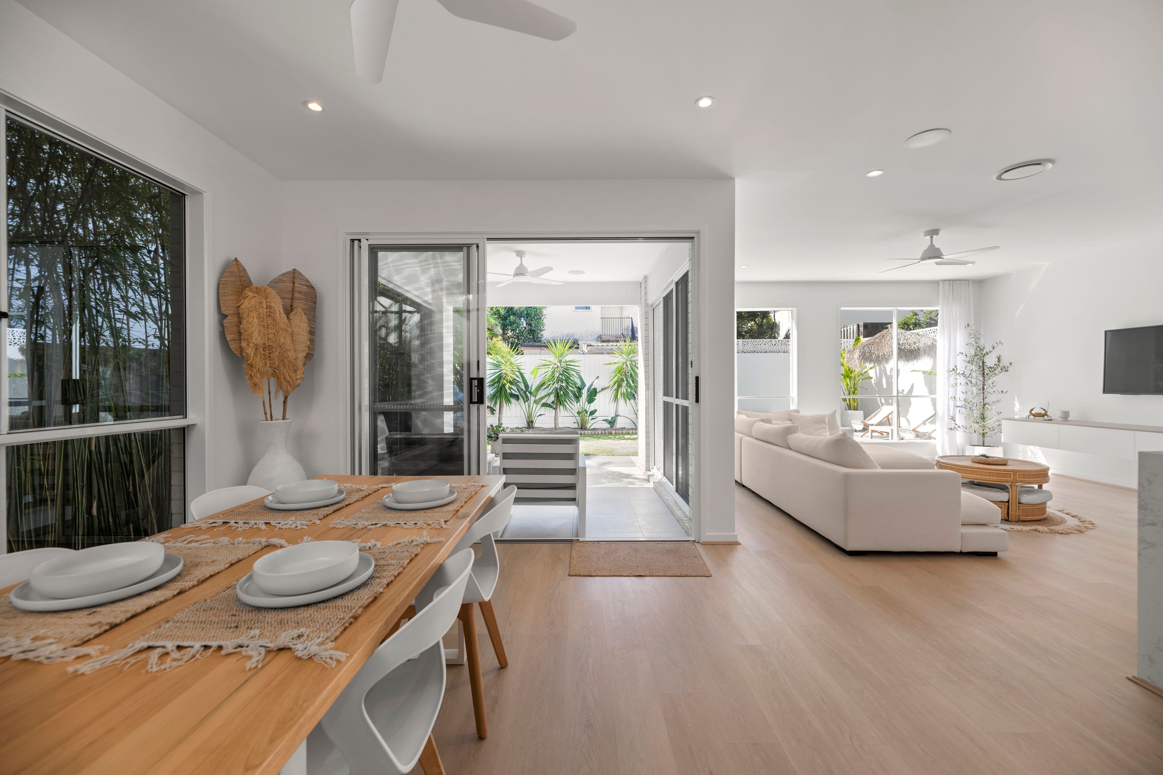 121 Seagull Avenue, Mermaid Beach QLD 4218, Mermaid Beach - Thumbnail 6