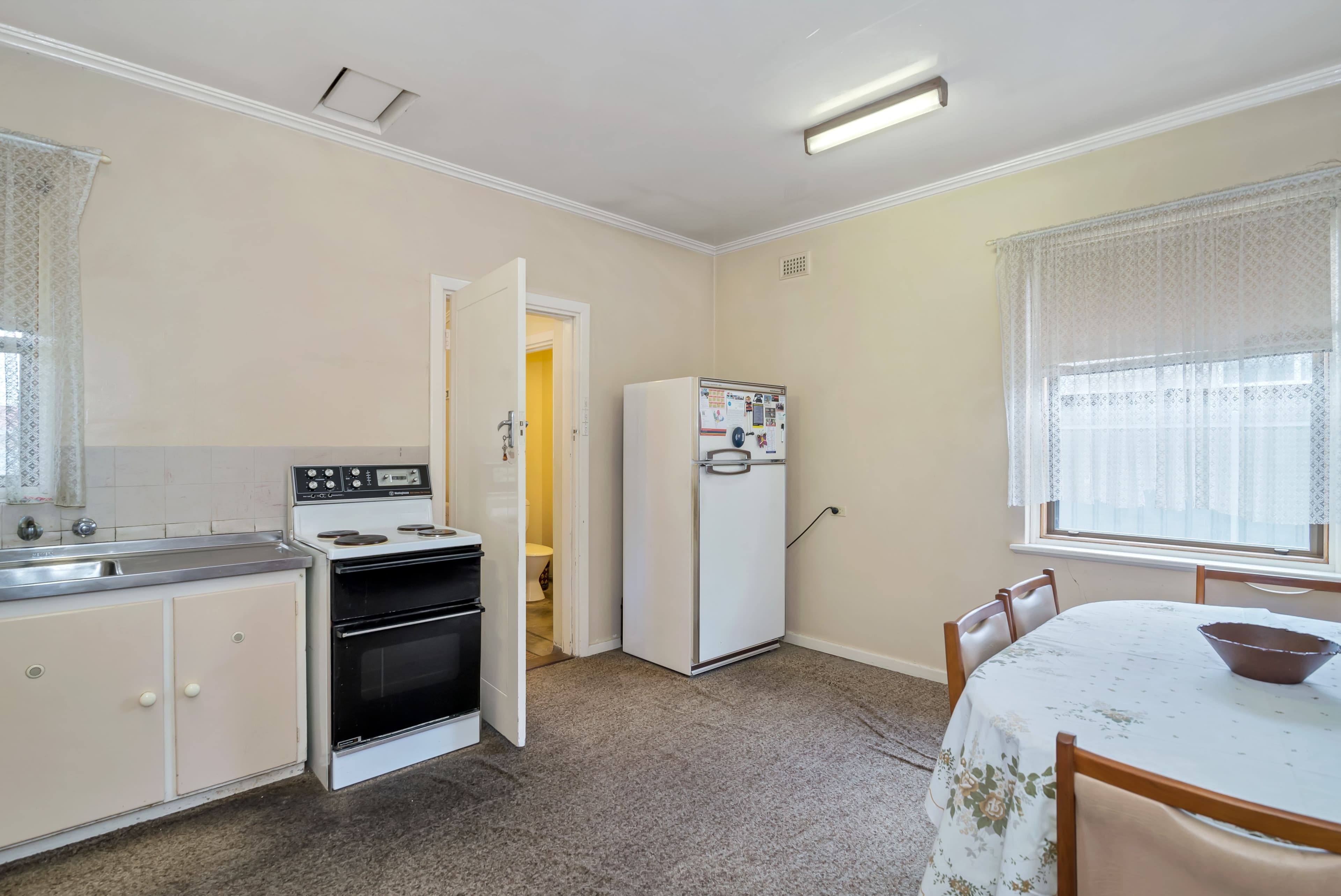 10 Tasman Avenue, Flinders Park SA 5025, Flinders Park - Thumbnail 6