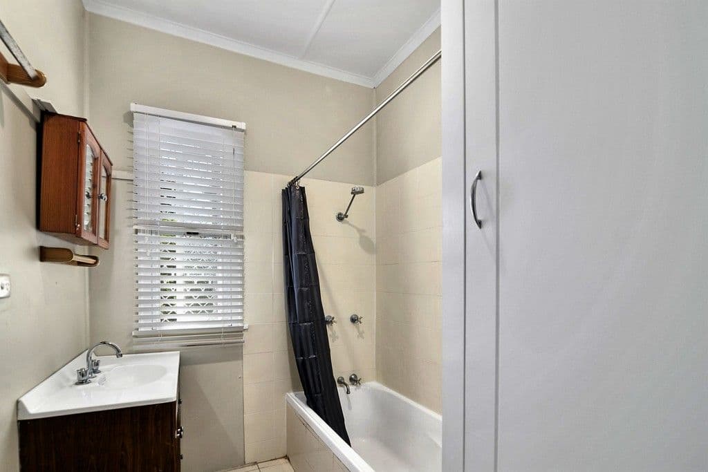 34 Albert Street, North Ipswich QLD 4305, North Ipswich - Thumbnail 4