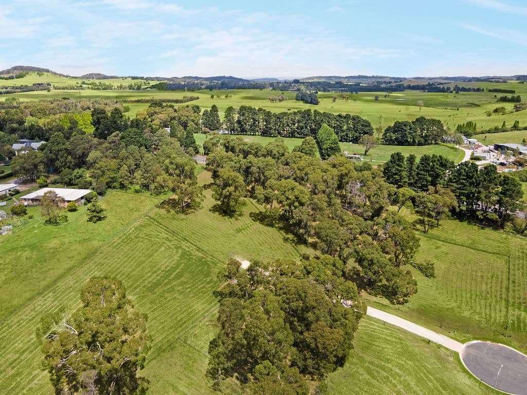 20 Hazelton Drive, Moss Vale NSW 2577, Moss Vale - Thumbnail 3