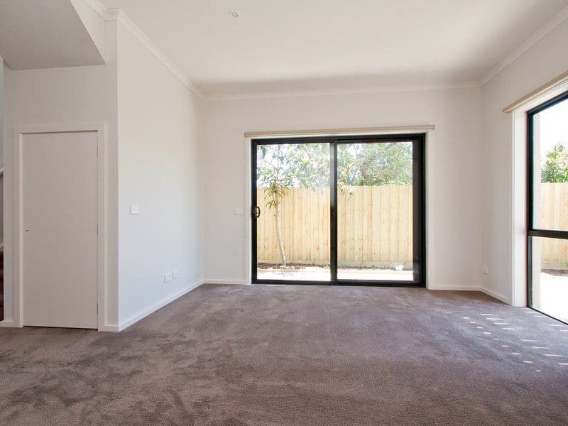 28 Broadway, ROSEBUD VIC 3939, Rosebud - Thumbnail 3