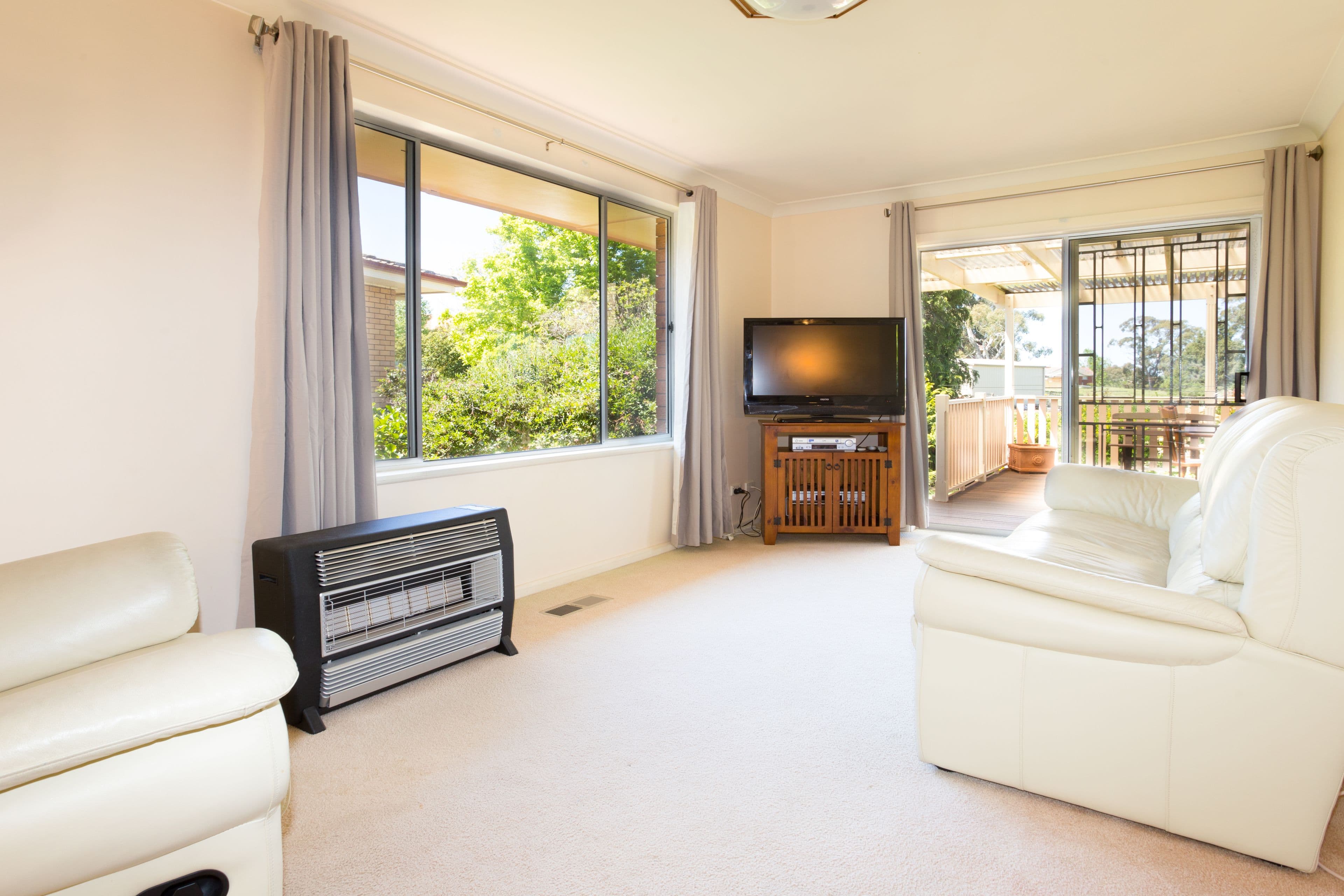 5 Regency Place, Orange - Thumbnail 2