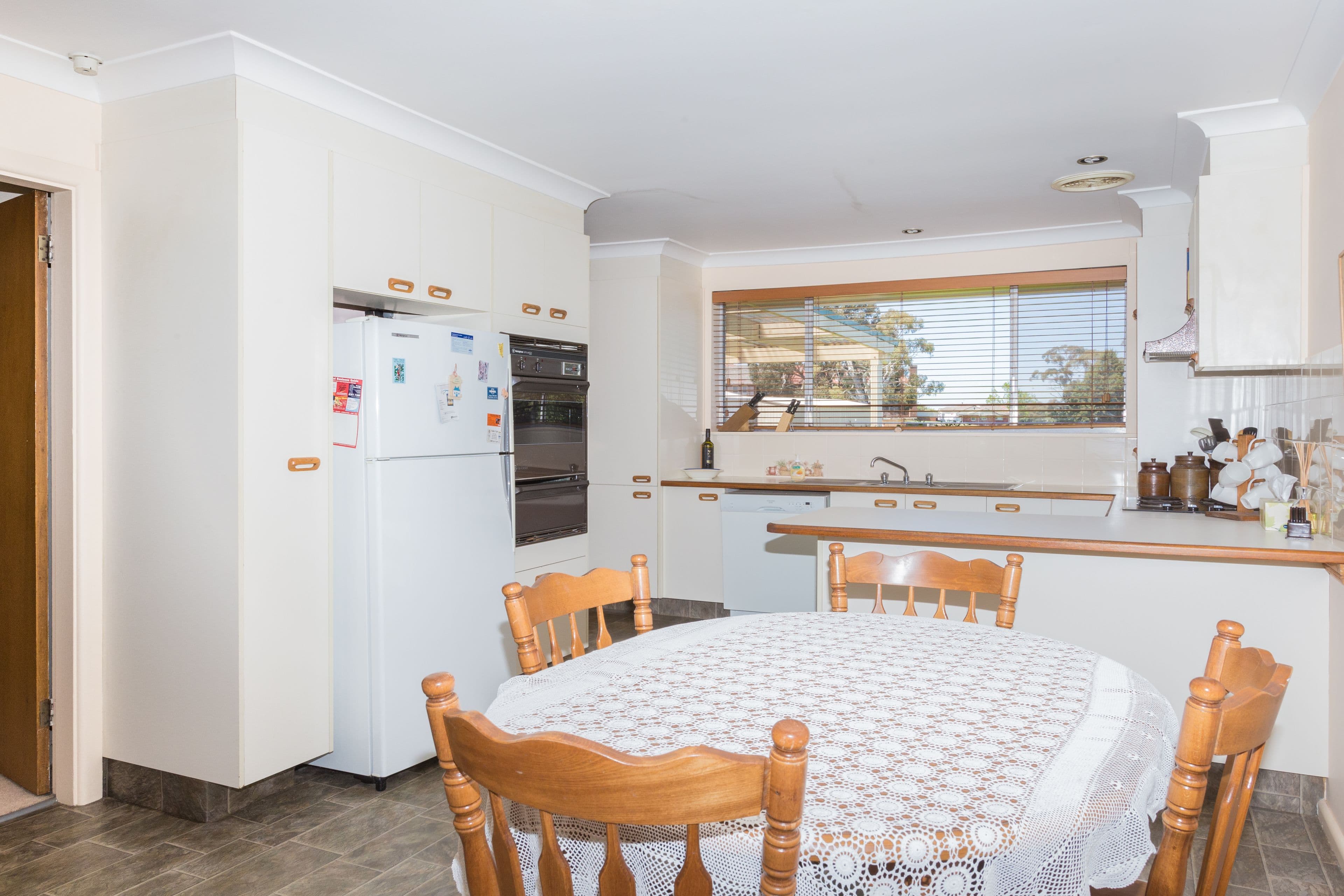 5 Regency Place, Orange - Thumbnail 3