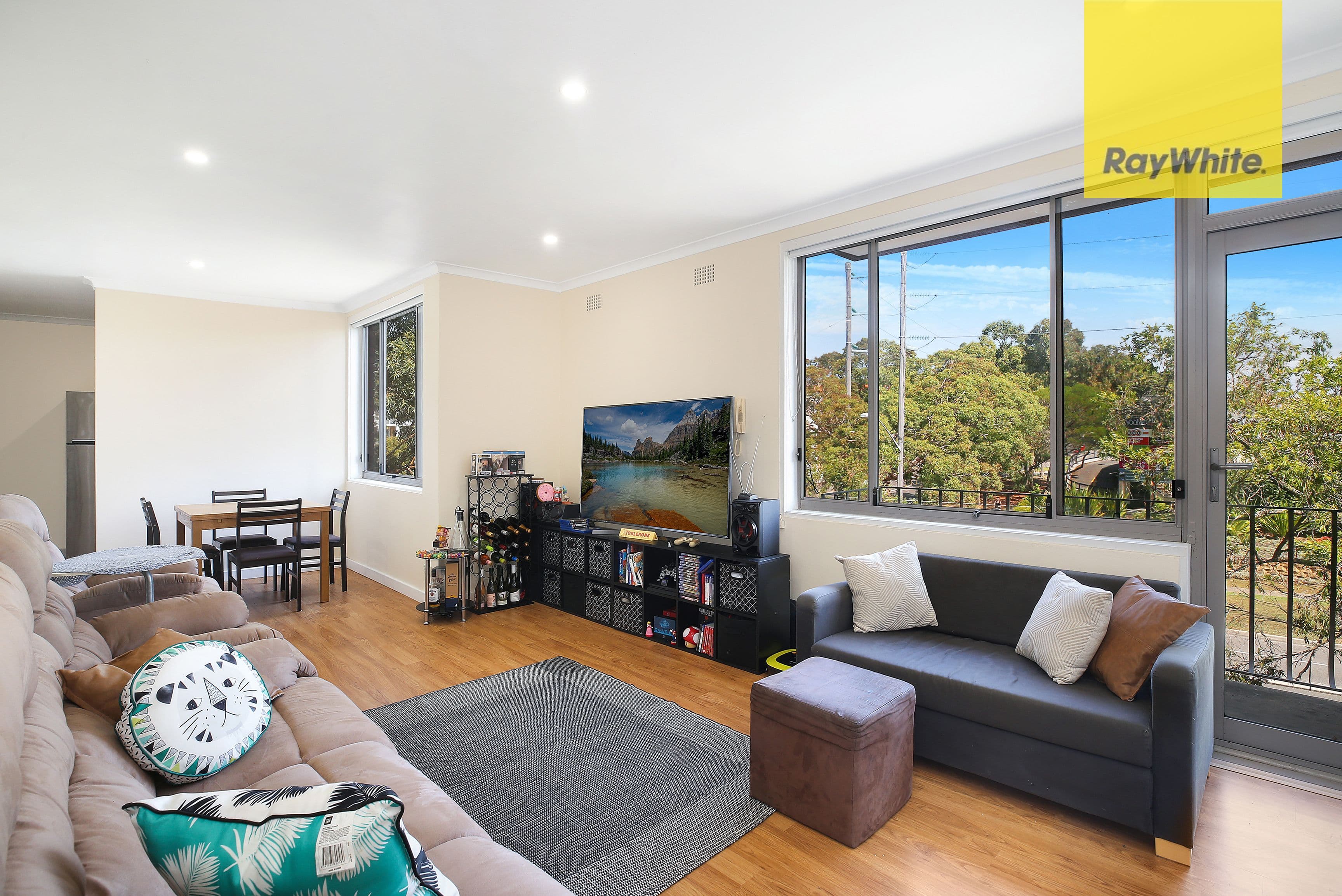 175 Willarong Road, Caringbah NSW 2229, Caringbah - Thumbnail 2