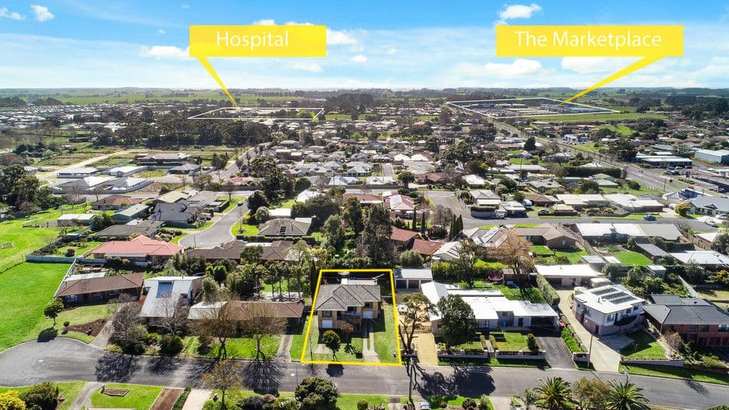 16 Sinclair Street, Mount Gambier SA 5290, Mount Gambier - Thumbnail 2