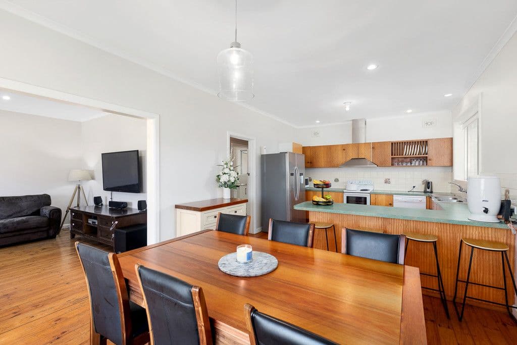 16 Sinclair Street, Mount Gambier SA 5290, Mount Gambier - Thumbnail 6
