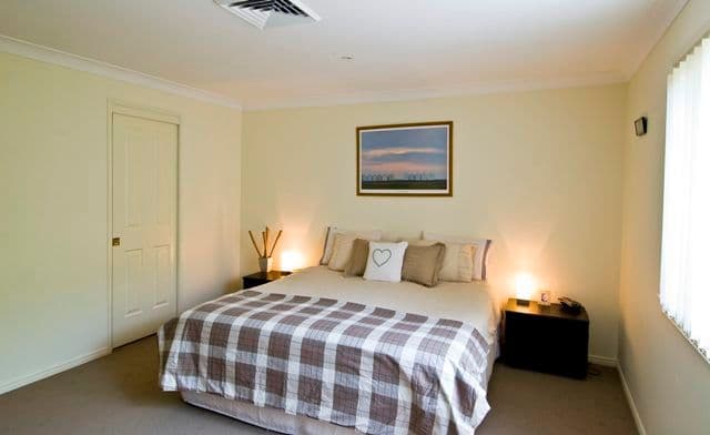 10 Hillridge Crescent, VARSITY LAKES QLD 4227, Varsity Lakes - Thumbnail 4