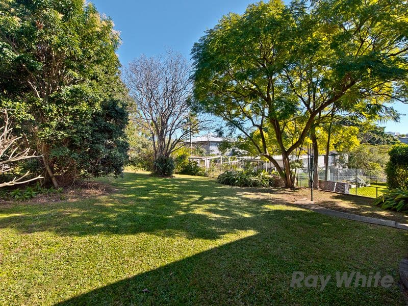 16 Bilsen Road, Wavell Heights QLD 4012, Wavell Heights - Thumbnail 3