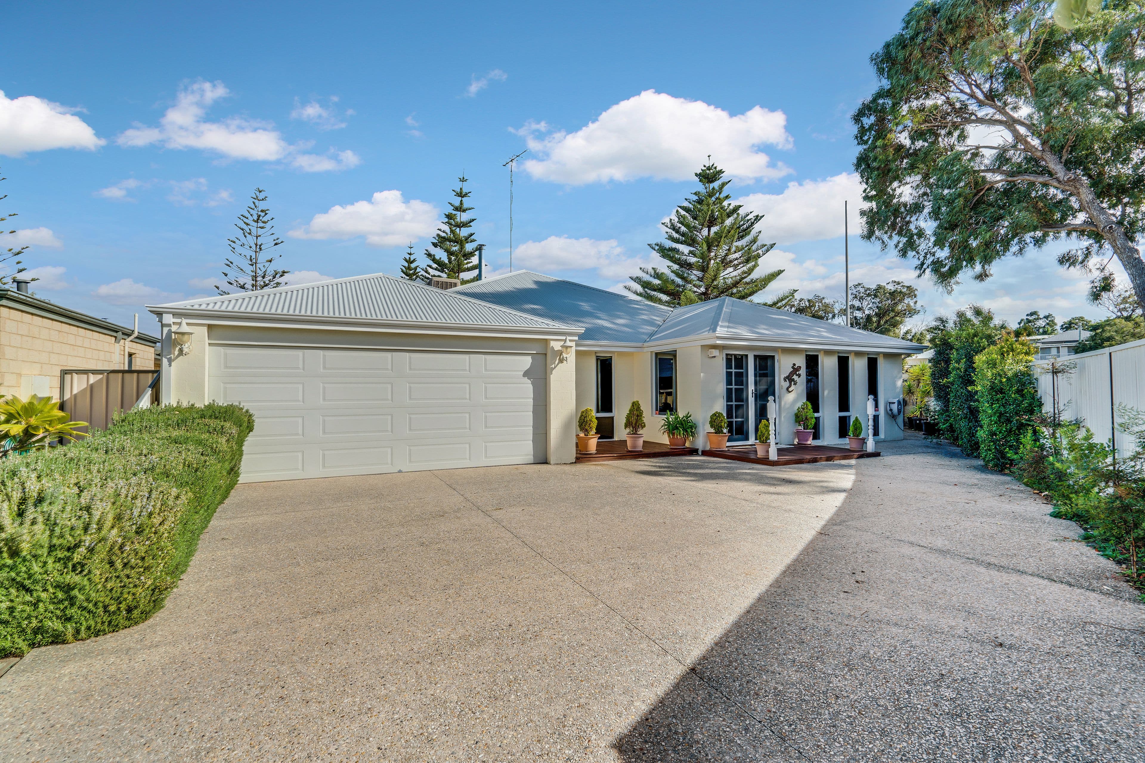 30 Sulina Rise, Falcon WA 6210, Falcon - Image 1