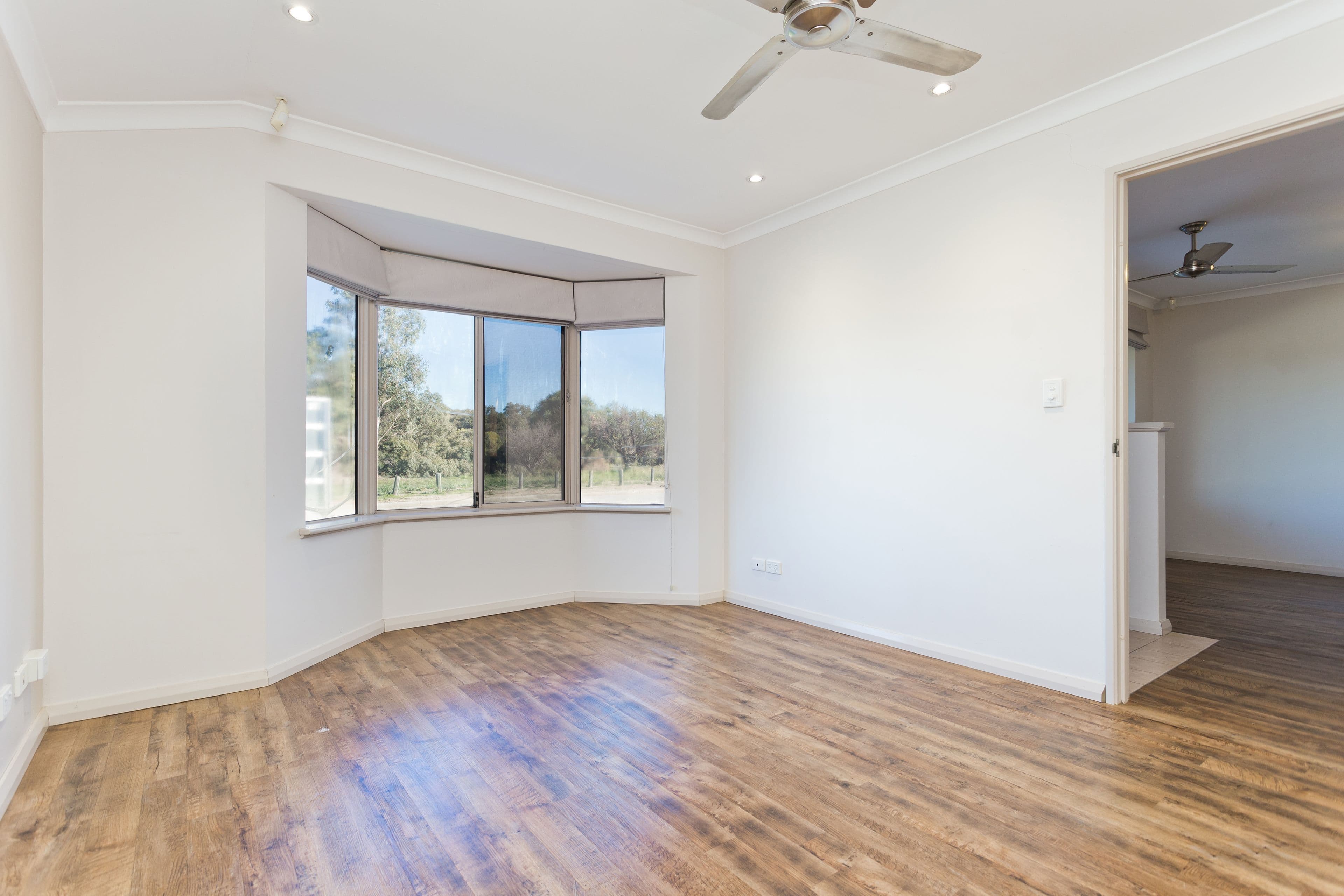 15 Lombardy Crescent, Caversham WA 6055, Caversham - Thumbnail 4