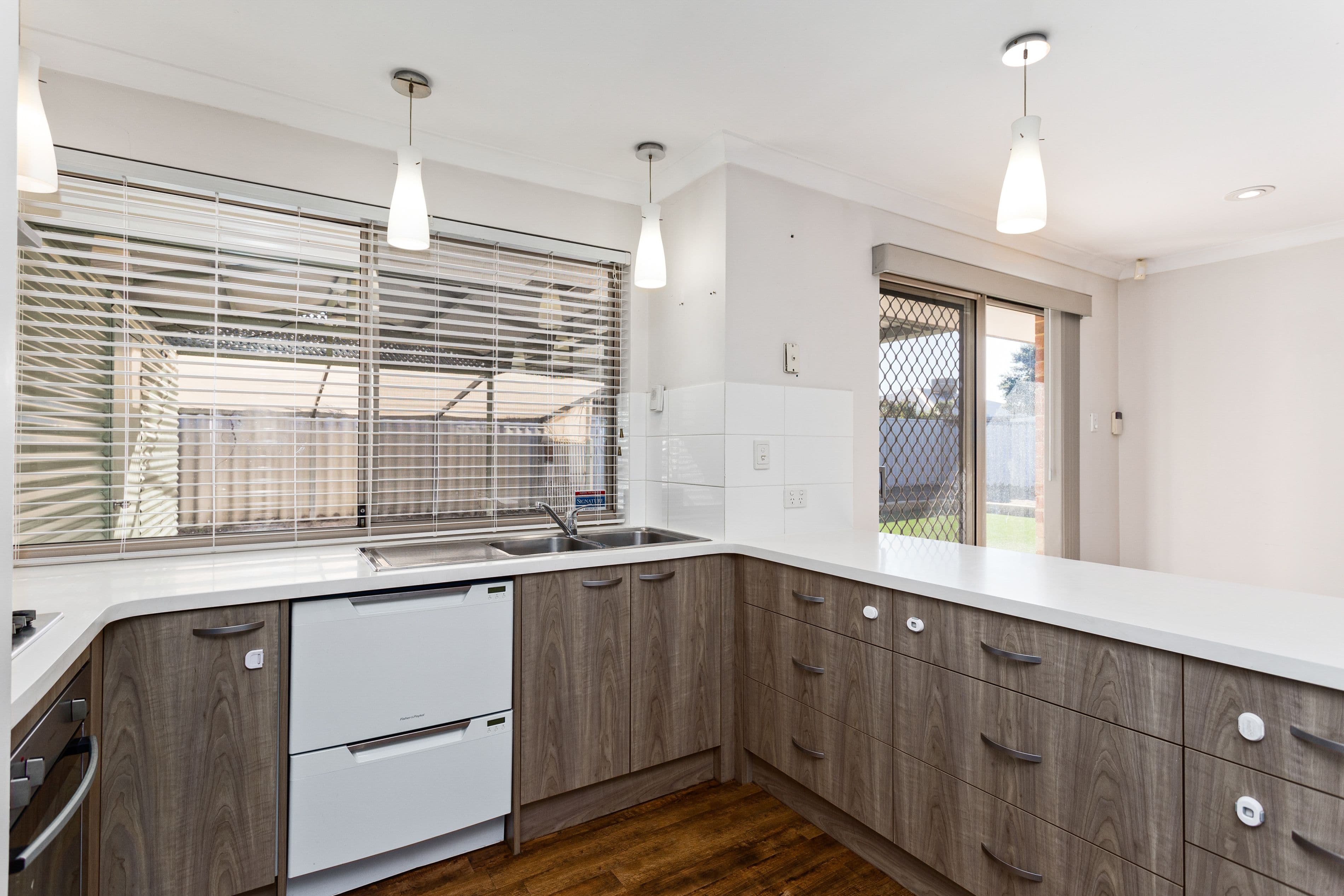 15 Lombardy Crescent, Caversham WA 6055, Caversham - Thumbnail 7