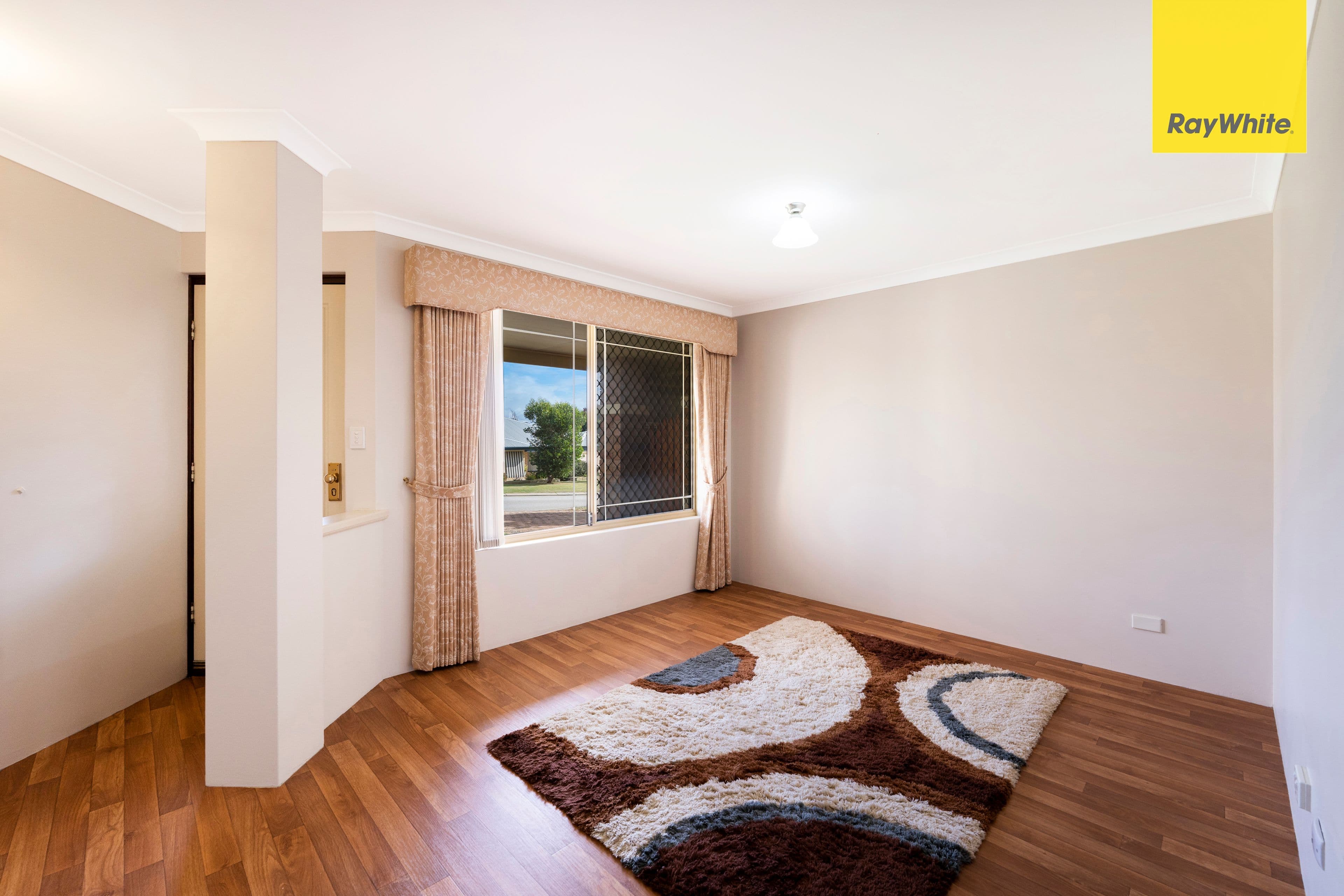 10 Newbold Place, Jane Brook WA 6056, Jane Brook - Thumbnail 2