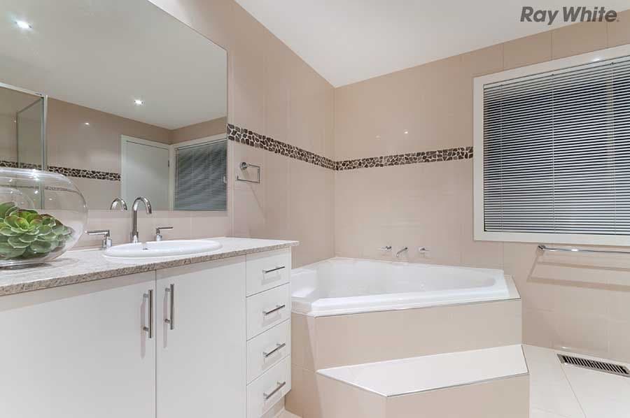 5 Marrowie Place, TAYLORS HILL VIC 3037, Taylors Hill - Thumbnail 8
