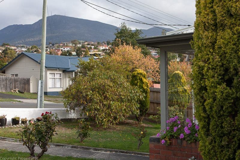 13 Wellwood Street, LENAH VALLEY TAS 7008, Lenah Valley - Thumbnail 3