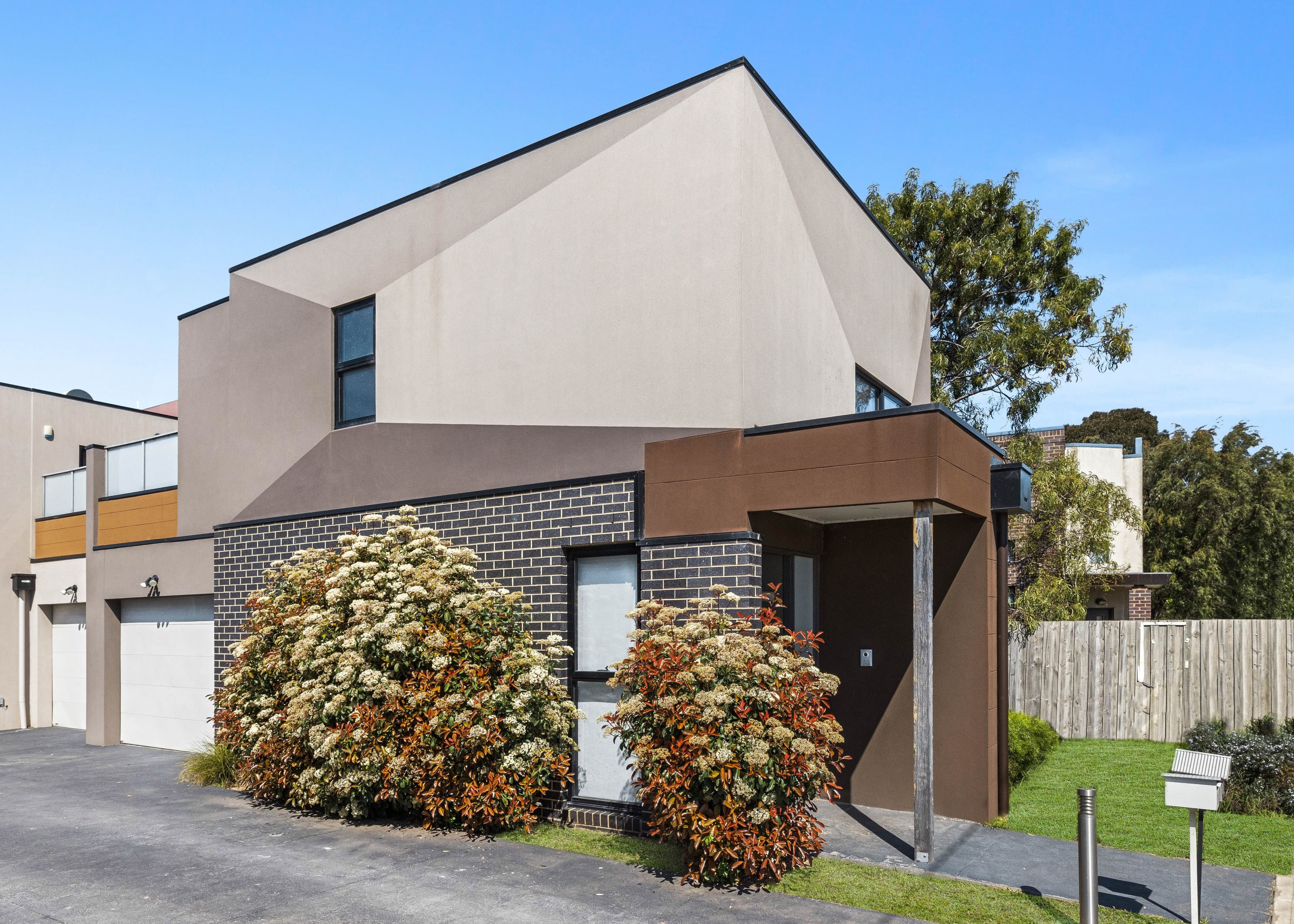 902 Pascoe Vale Road, Glenroy VIC 3046, Glenroy - Image 1