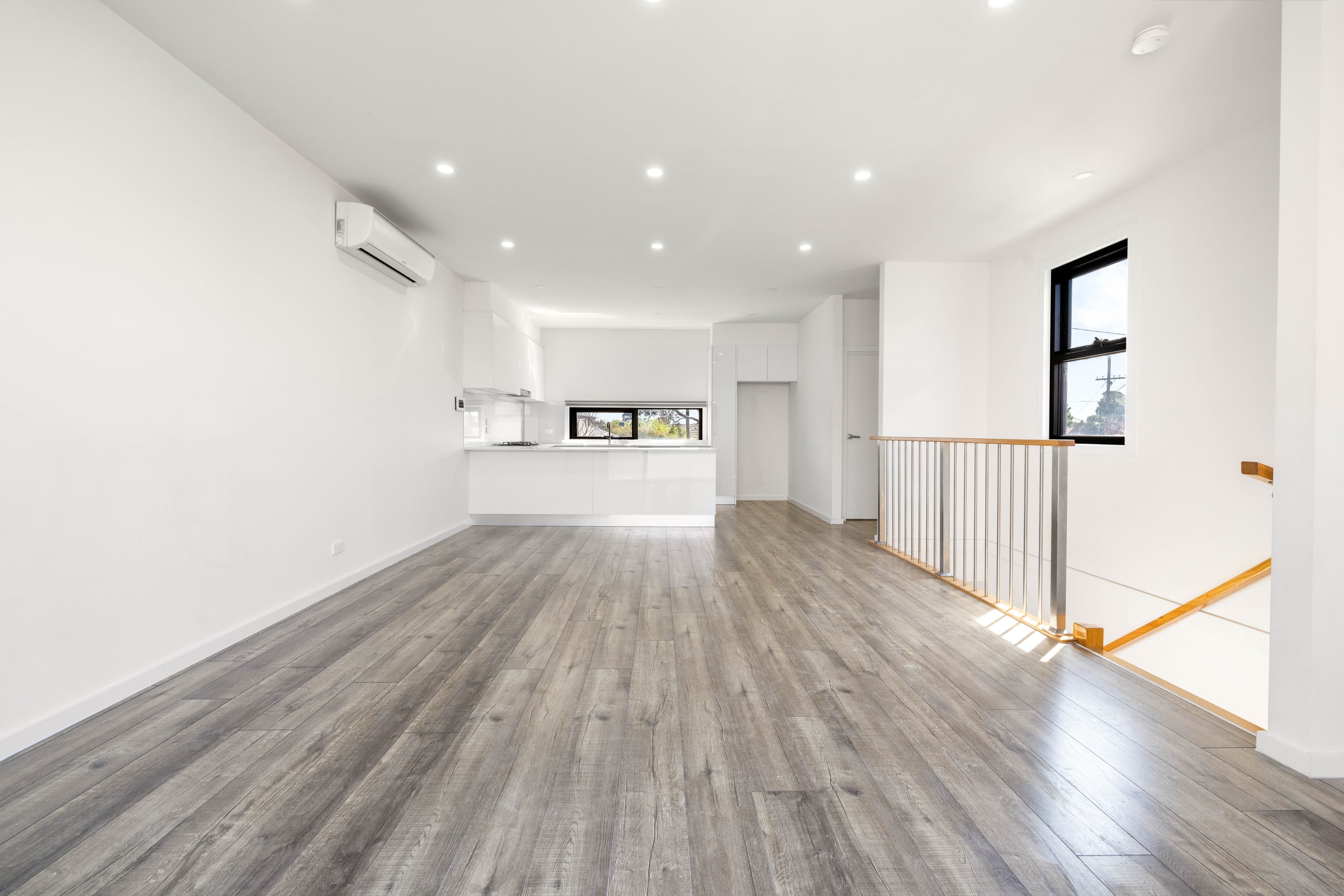 902 Pascoe Vale Road, Glenroy VIC 3046, Glenroy - Thumbnail 2