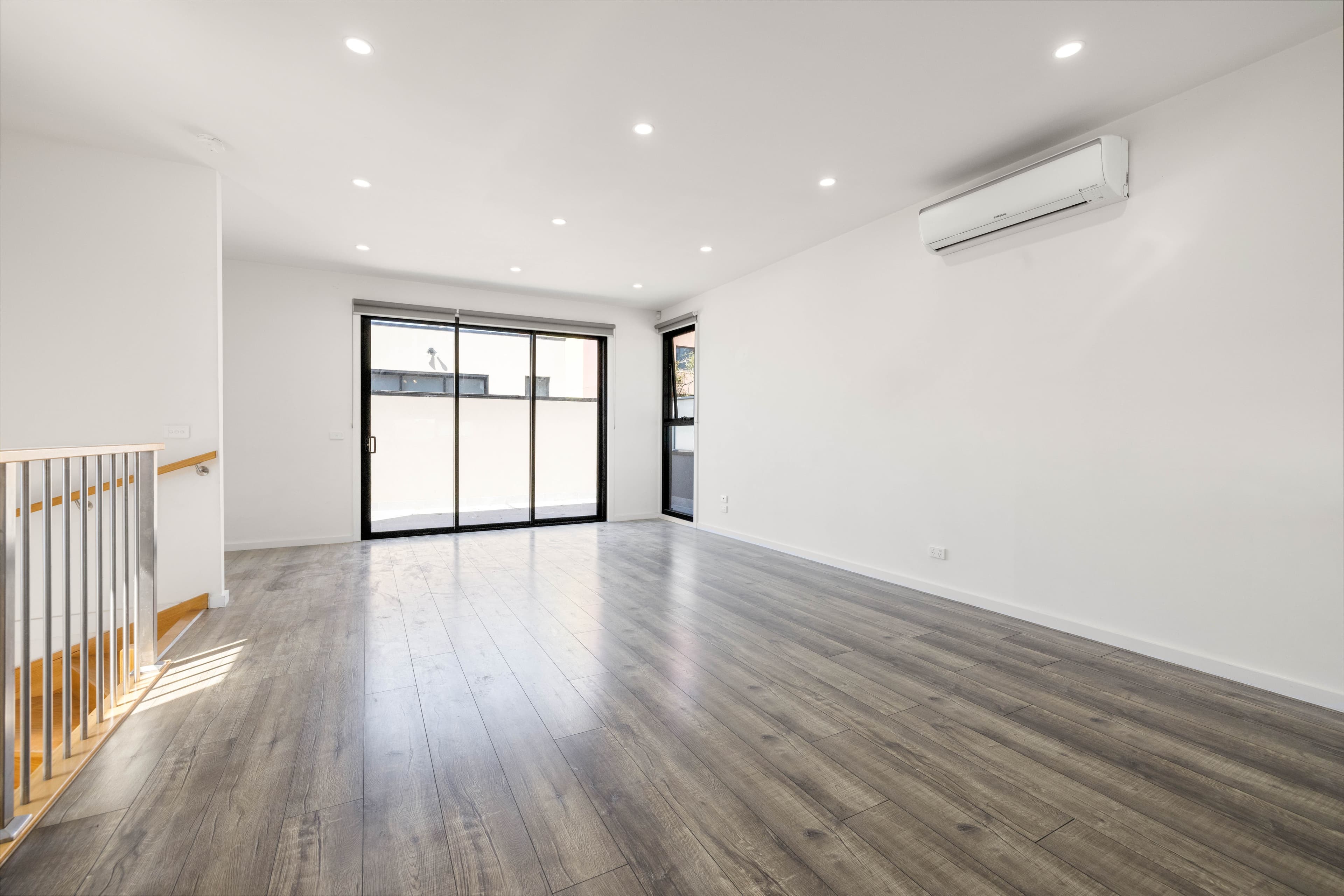 902 Pascoe Vale Road, Glenroy VIC 3046, Glenroy - Thumbnail 5