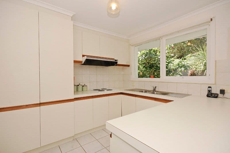 8 Sassafras Court, BORONIA VIC 3155, Boronia - Thumbnail 3