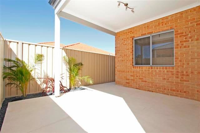 Unit 4 - 18 Flynn Street, CANNING VALE WA 6155, Canning Vale - Thumbnail 3