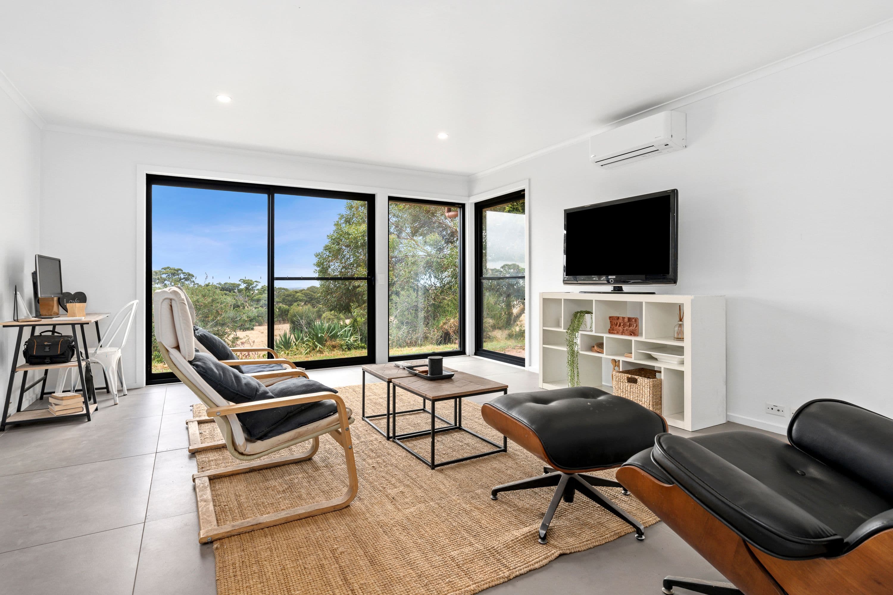 235 Durdidwarrah Road, ANAKIE VIC 3213, Anakie - Thumbnail 4