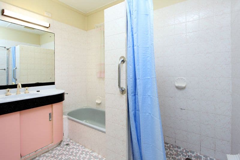 2 Gilruth Road, KENMORE QLD 4069, Kenmore - Thumbnail 7