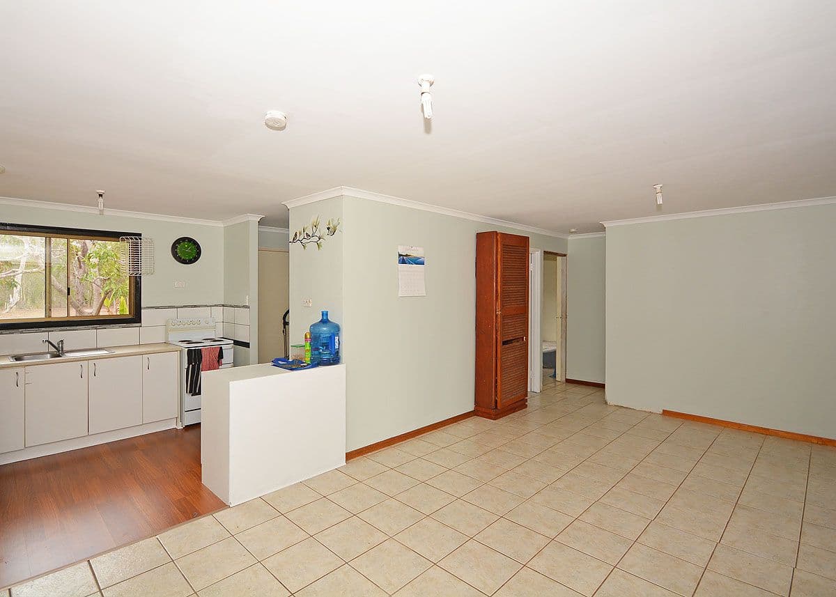 49 Shore Road West, Booral QLD 4655, Booral - Thumbnail 4