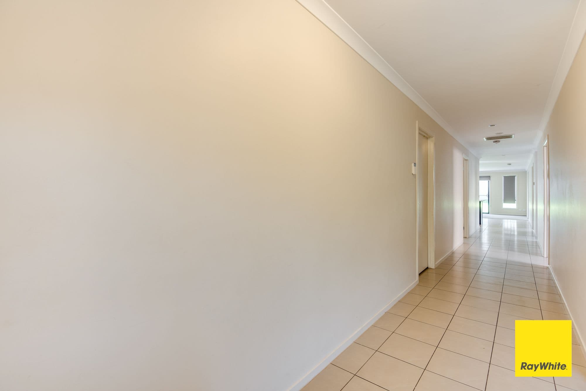 29 Rifflebird Drive, Tarneit VIC 3029, Tarneit - Thumbnail 4