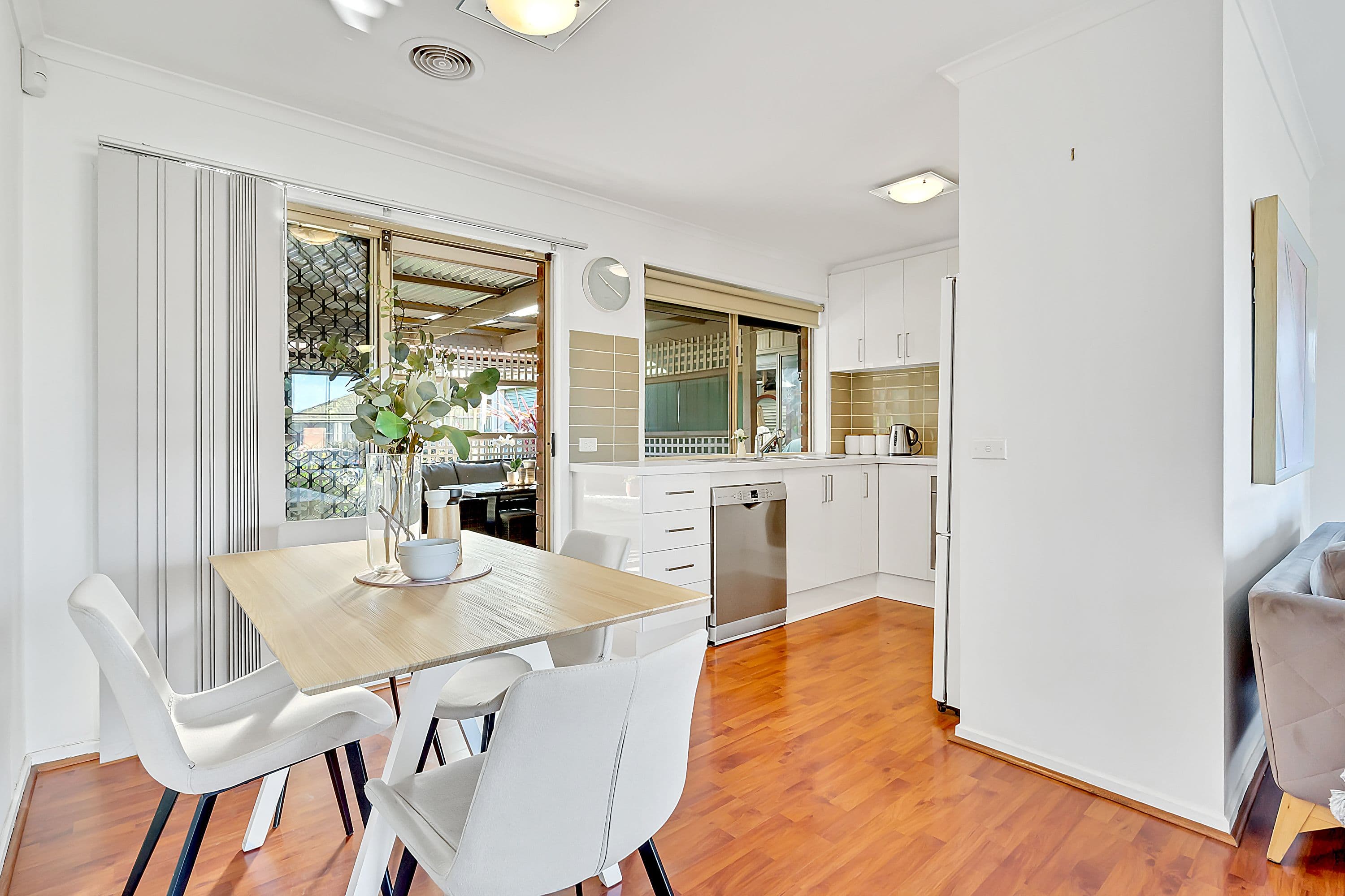 1 Crawley Court, Craigieburn VIC 3064, Craigieburn - Thumbnail 5