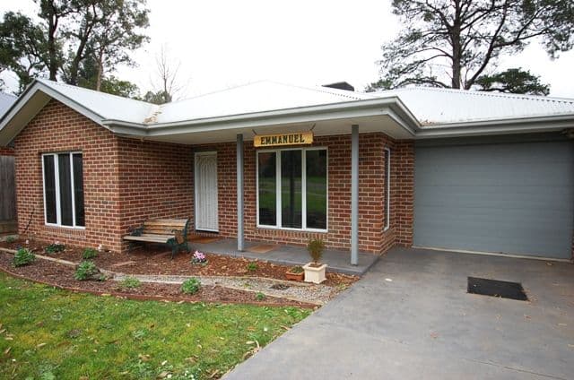 5 Glenview Road, MOUNT EVELYN VIC 3796, Mount Evelyn - Thumbnail 2