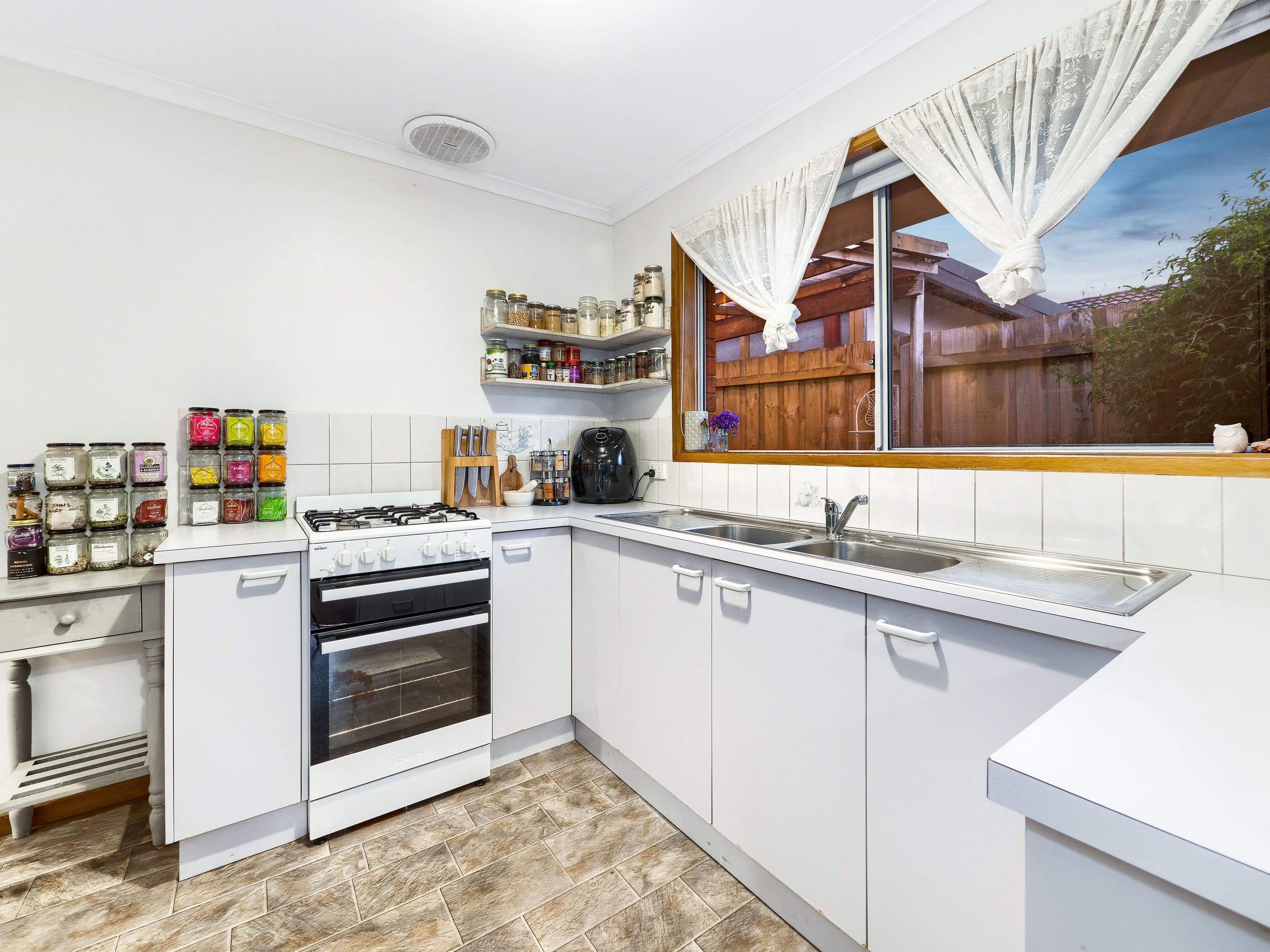 61 Willora Crescent, Cranbourne West VIC 3977, Cranbourne West - Thumbnail 7