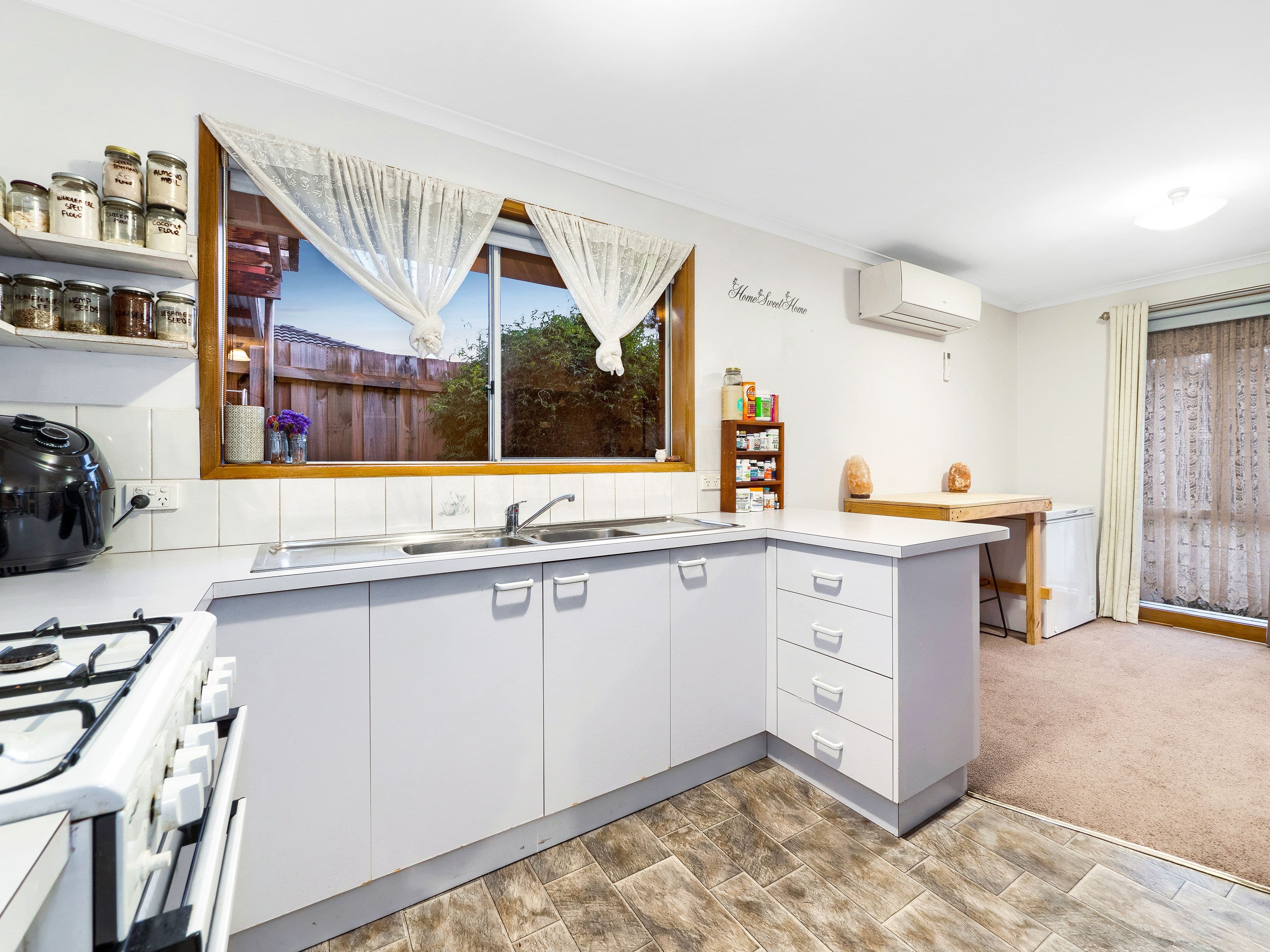 61 Willora Crescent, Cranbourne West VIC 3977, Cranbourne West - Thumbnail 8