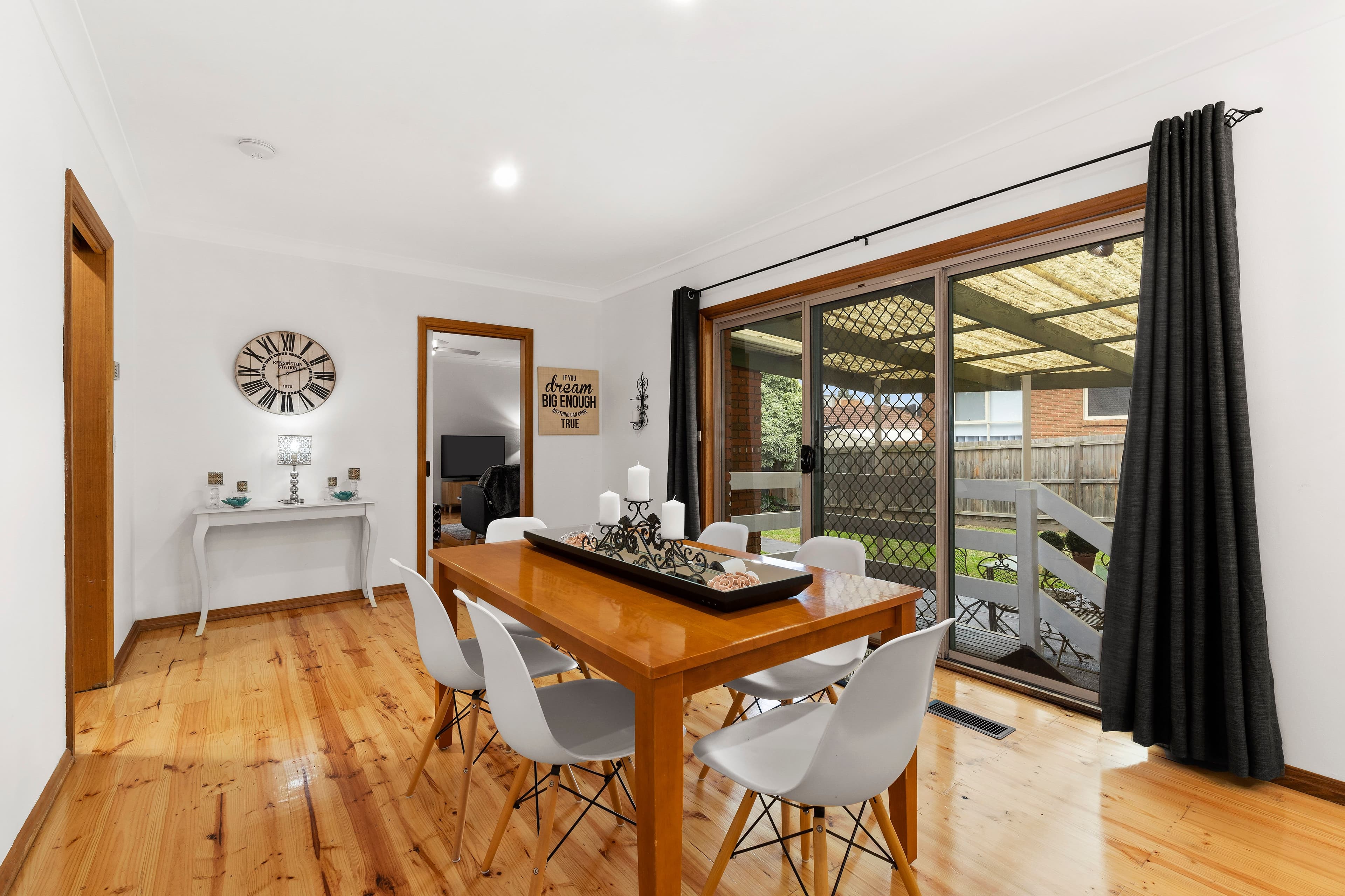 2 Sinclair Court, Mill Park VIC 3082, Mill Park - Thumbnail 3