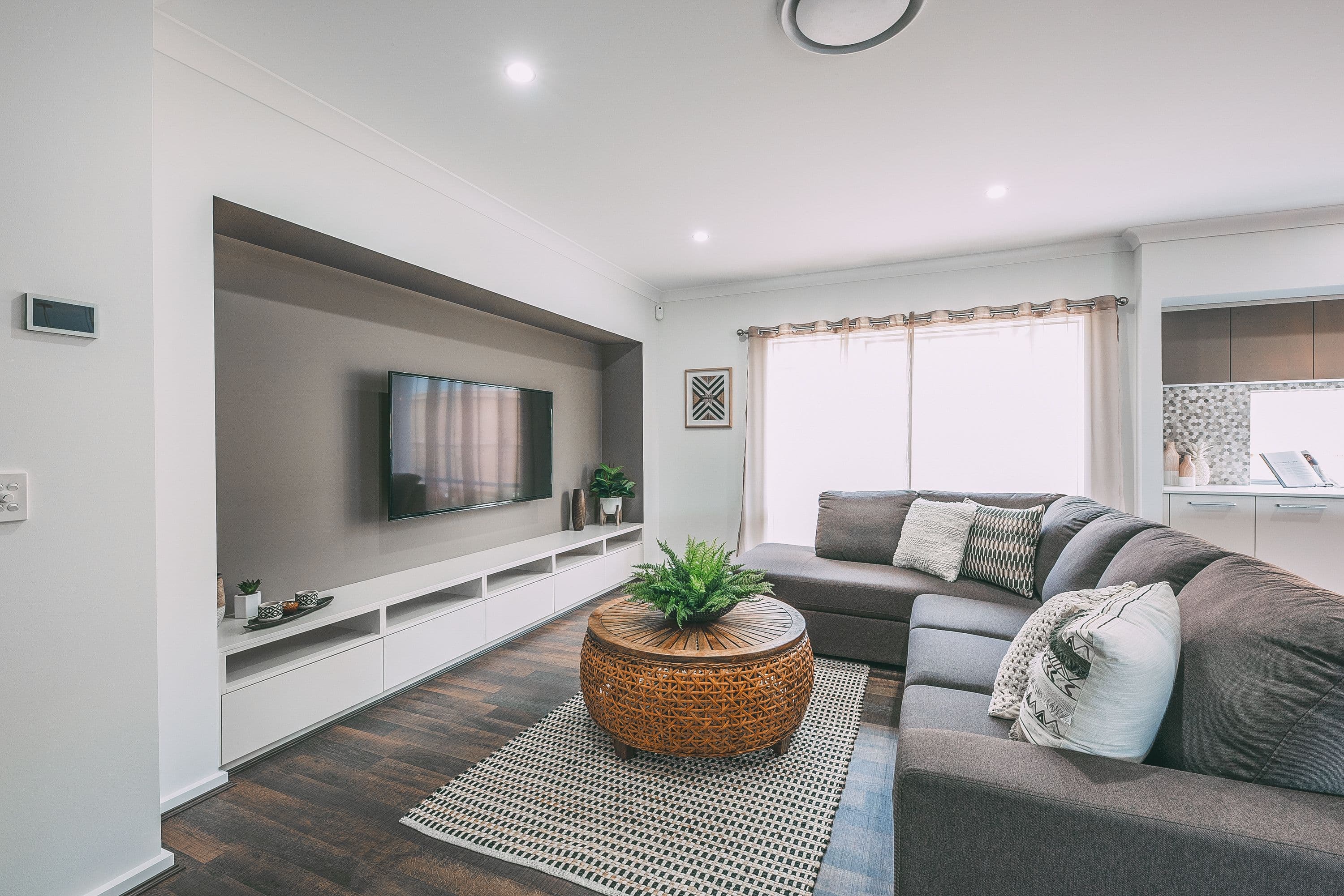 1 Livingstone Street, Logan Reserve QLD 4133, Logan Reserve - Thumbnail 8