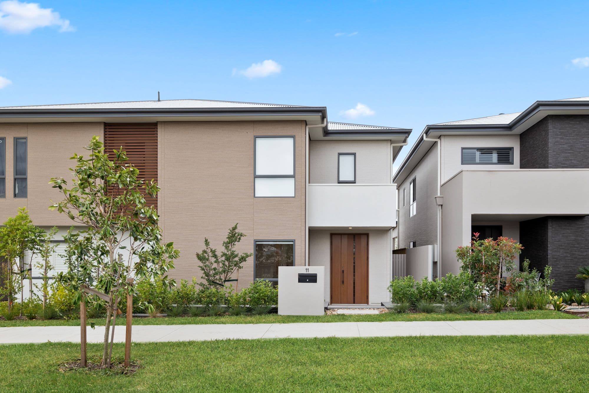 11 Mandalay Avenue, GLEDSWOOD HILLS NSW 2557, Gledswood Hills - Image 1