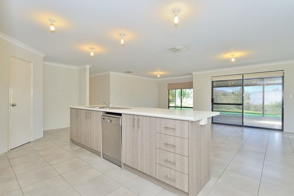 31 Fraser Close, Muchea WA 6501, Muchea - Thumbnail 3