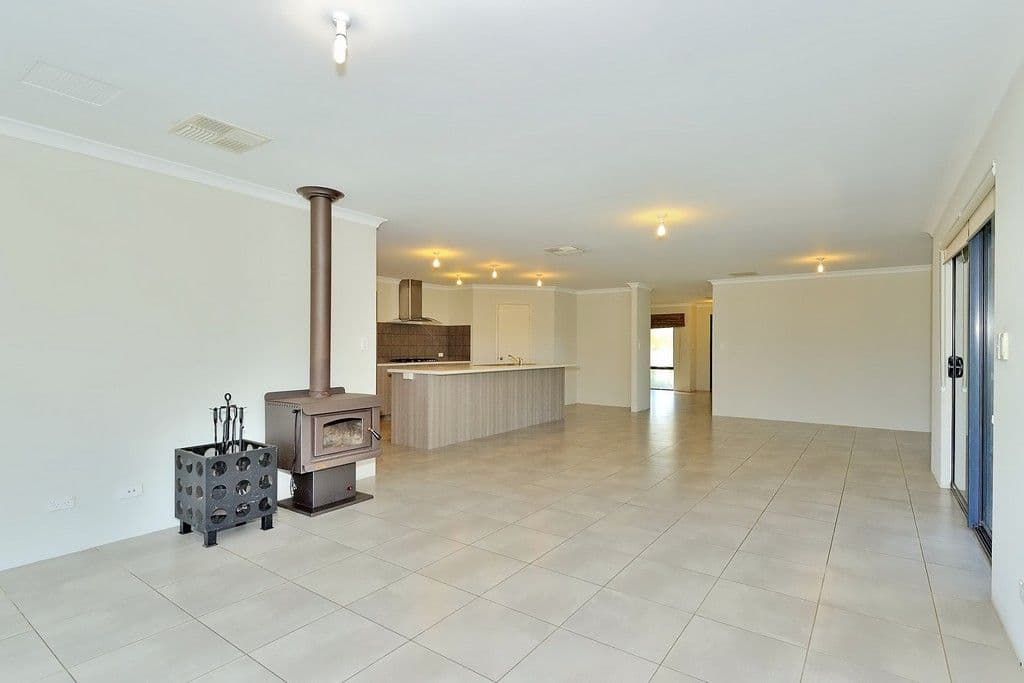 31 Fraser Close, Muchea WA 6501, Muchea - Thumbnail 8