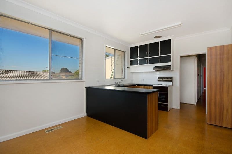 110 Aitkins Road, WARRNAMBOOL VIC 3280, Warrnambool - Thumbnail 8
