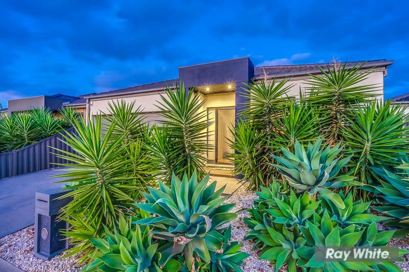 20 James Cook Drive, Truganina VIC 3029, Truganina - Thumbnail 2