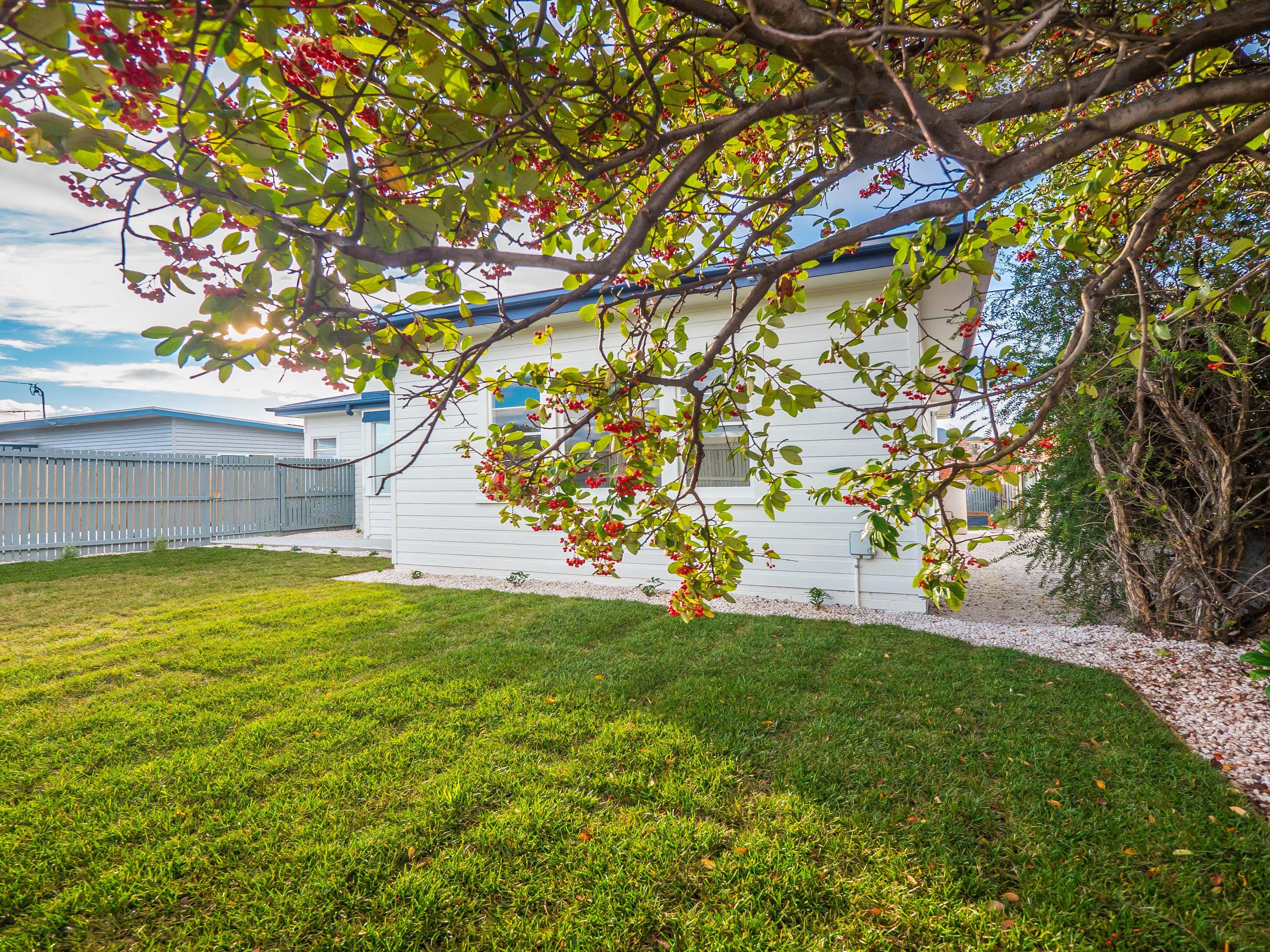 24 Clarence Street, Bellerive TAS 7018, Bellerive - Thumbnail 2