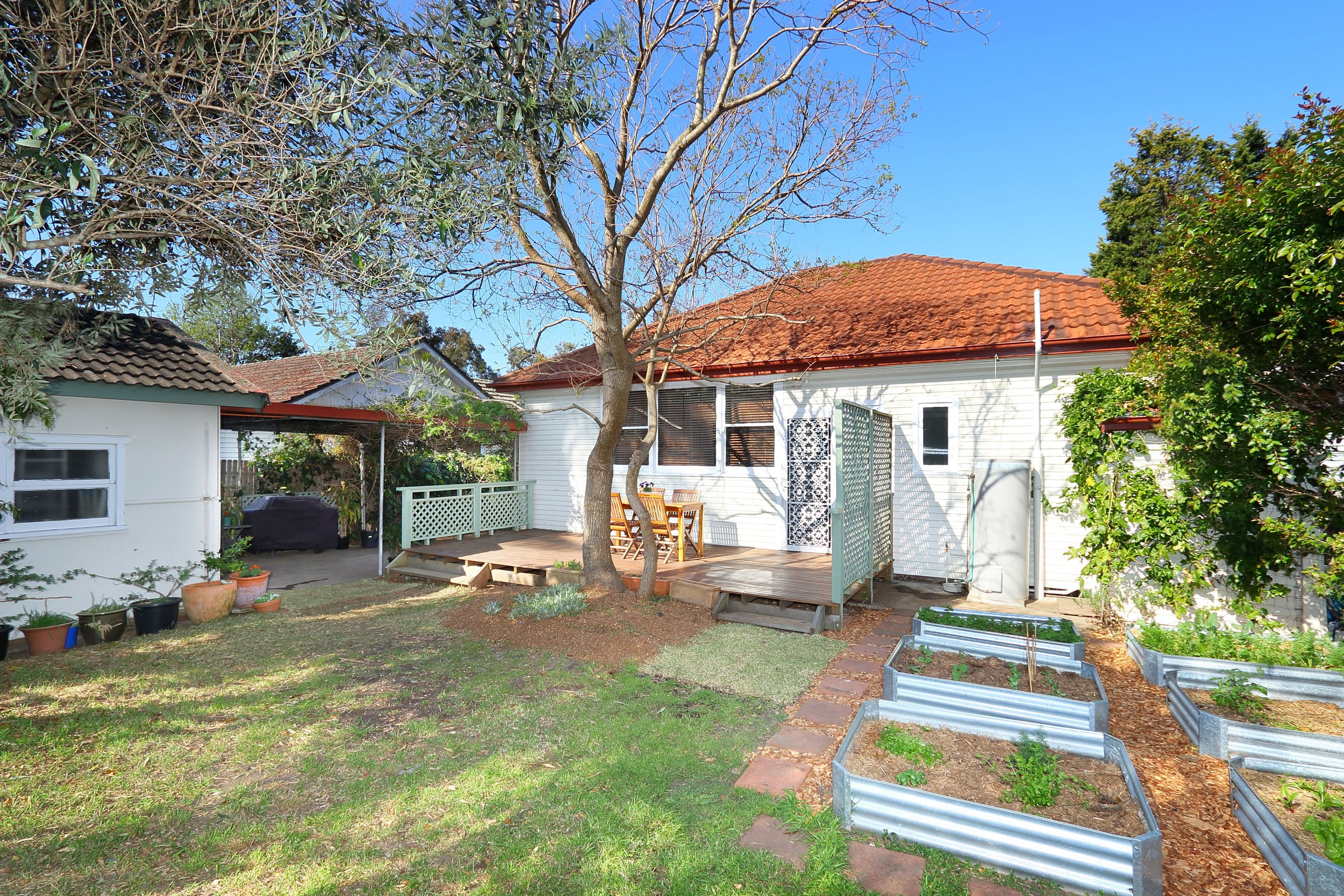 24 Lorraine Street, Peakhurst - Thumbnail 7