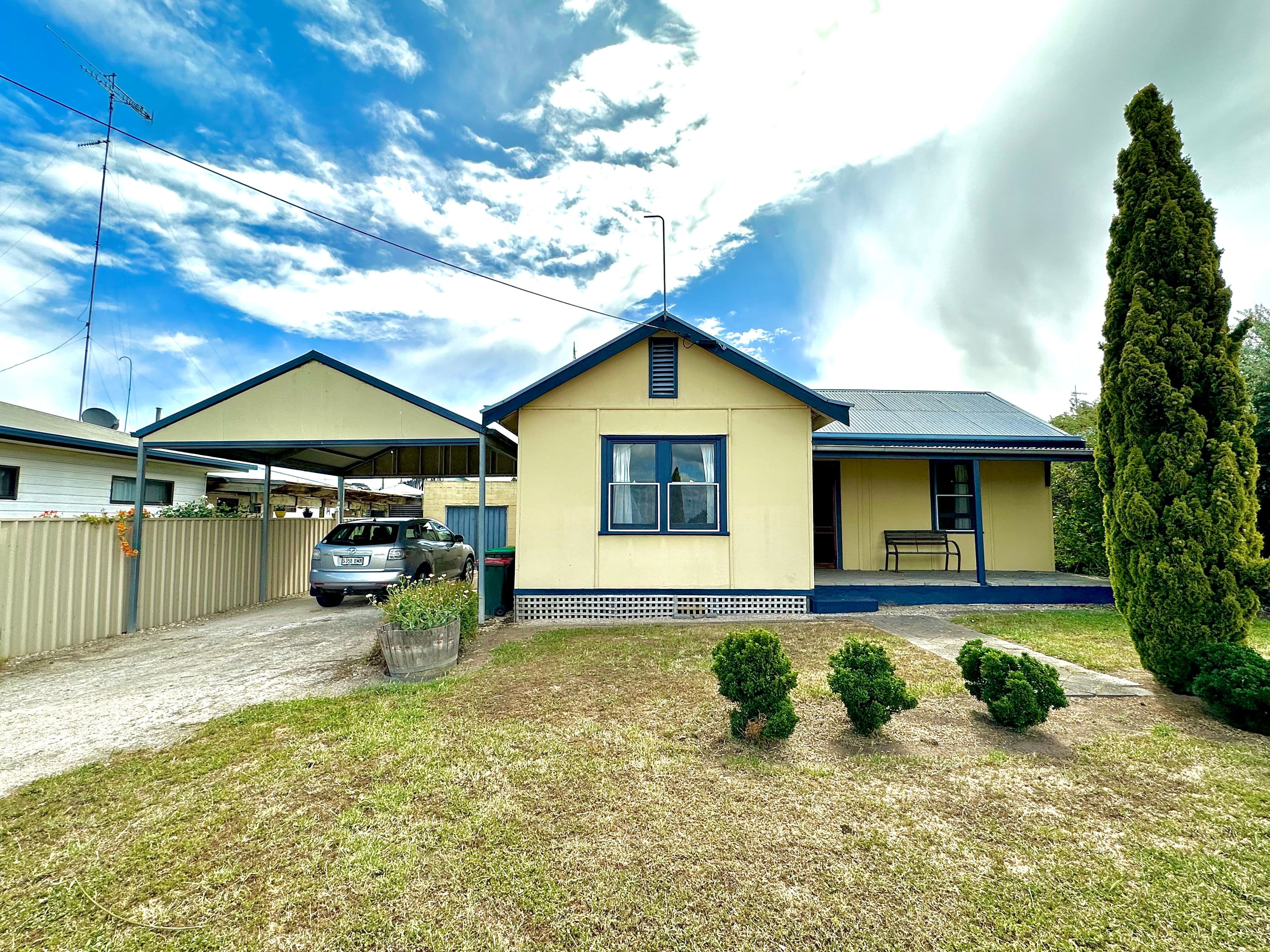 19 Fourth Street, Bordertown SA 5268, Bordertown - Image 1