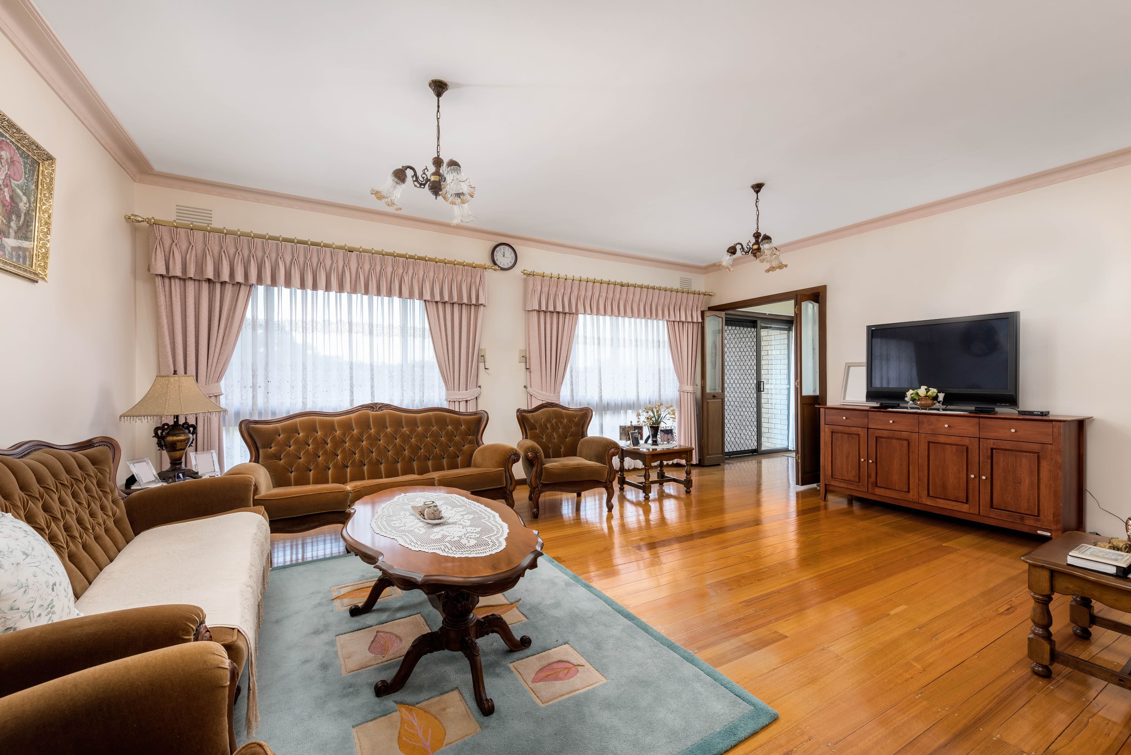 11 Shakespeare Drive, Bundoora VIC 3083, Bundoora - Thumbnail 2