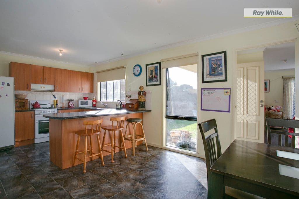 85a Eastbourne Road, ROSEBUD VIC 3939, Rosebud - Thumbnail 3