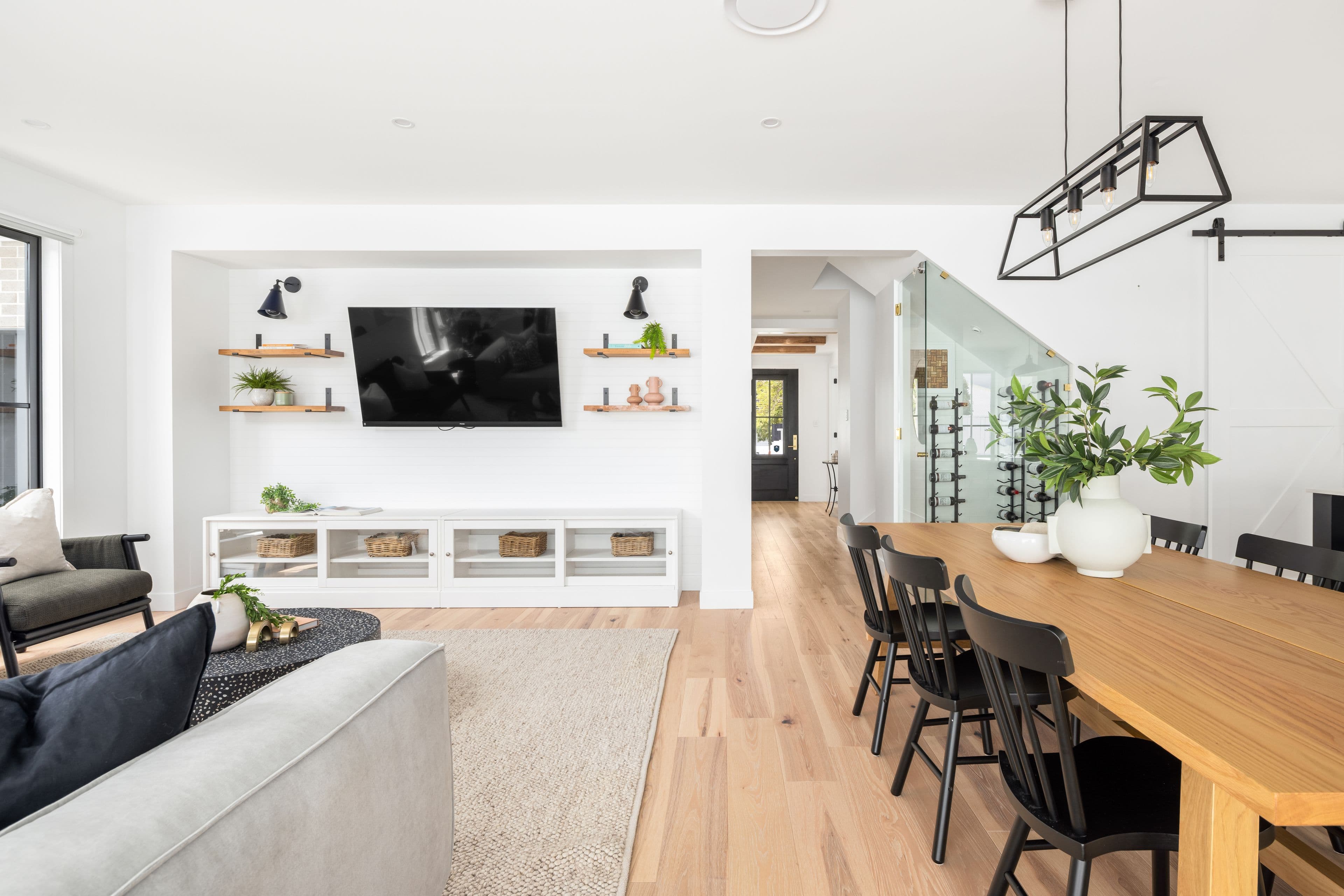 24 Mcewan Street, Carina QLD 4152, Carina - Thumbnail 2
