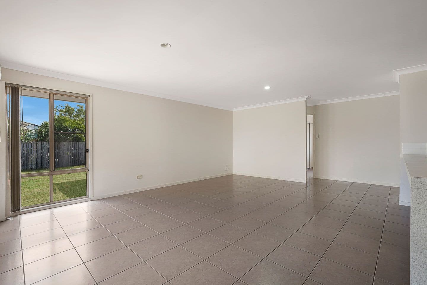 74 Wattle Street, Point Vernon QLD 4655, Point Vernon - Thumbnail 5