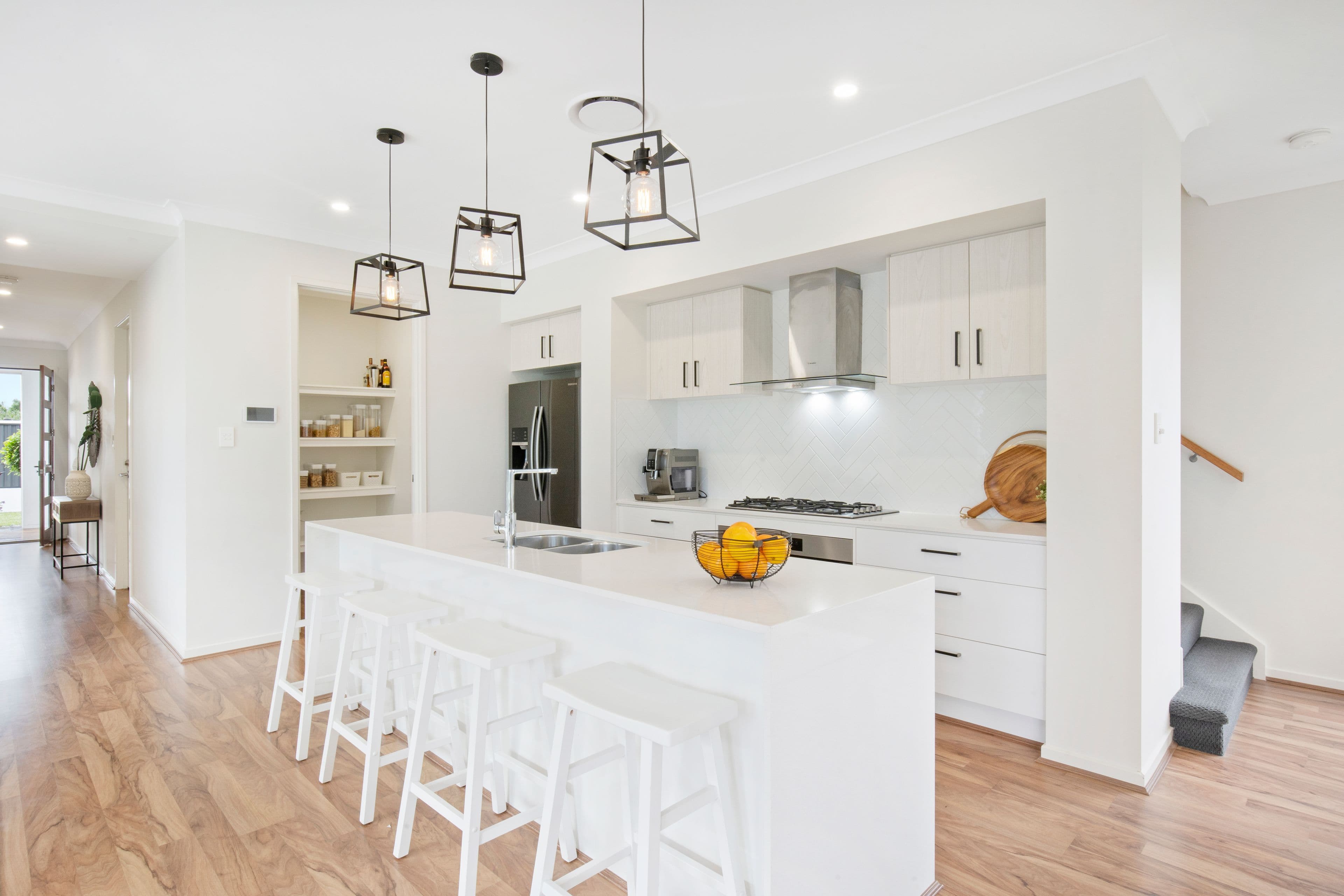 98a Alison Road, Carrara QLD 4211, Carrara - Thumbnail 4