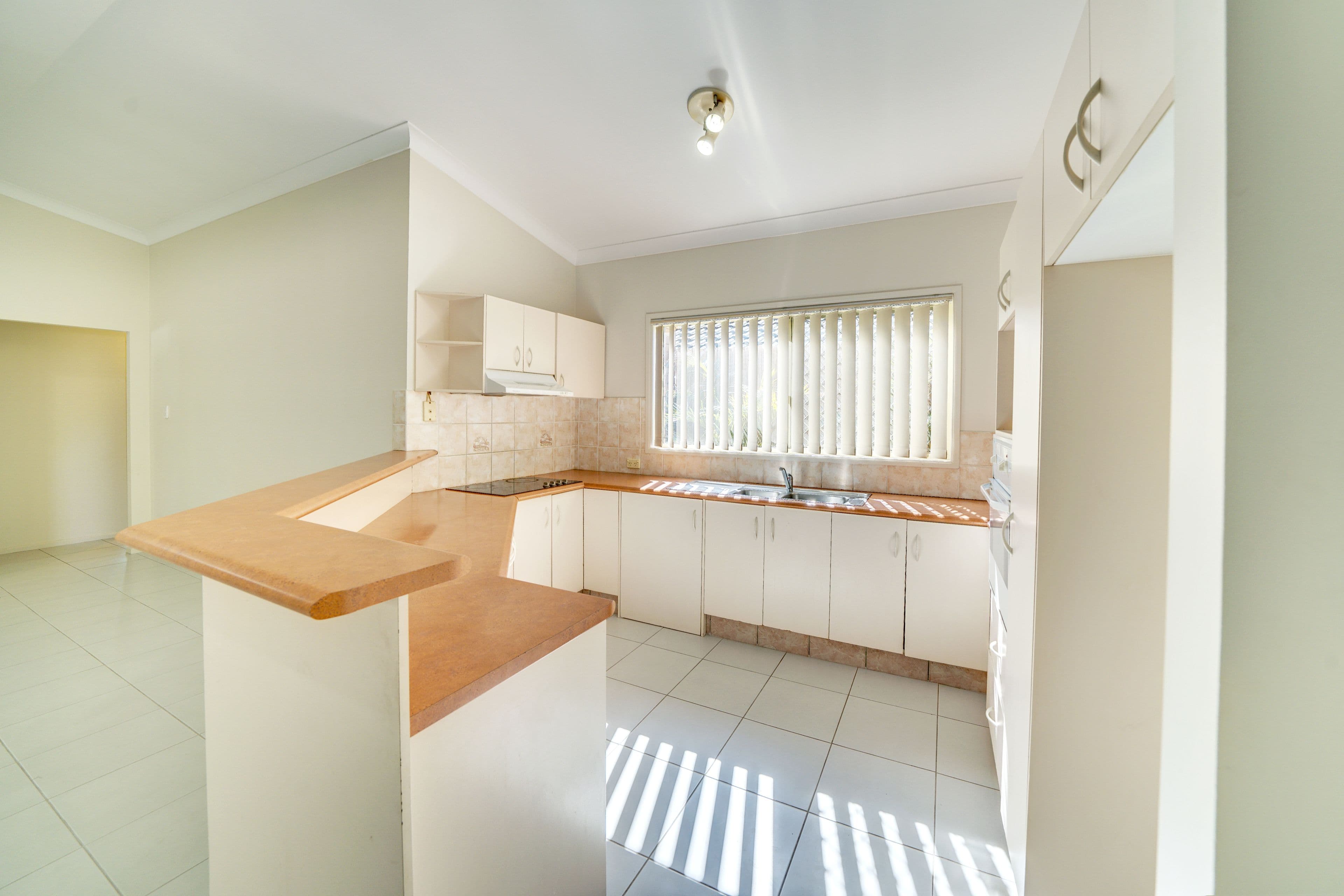 24 Beamont Place, Forest Lake QLD 4078, Forest Lake - Thumbnail 7