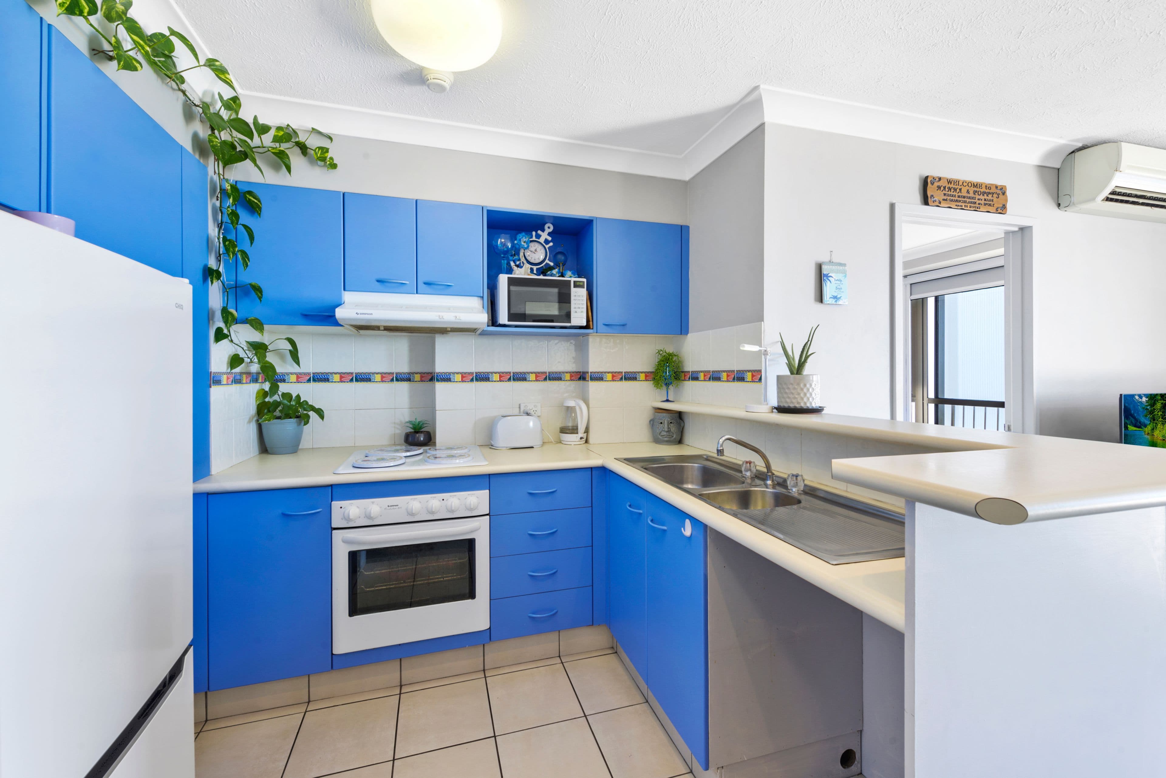 4 Britannia Avenue, Broadbeach QLD 4218, Broadbeach - Thumbnail 8
