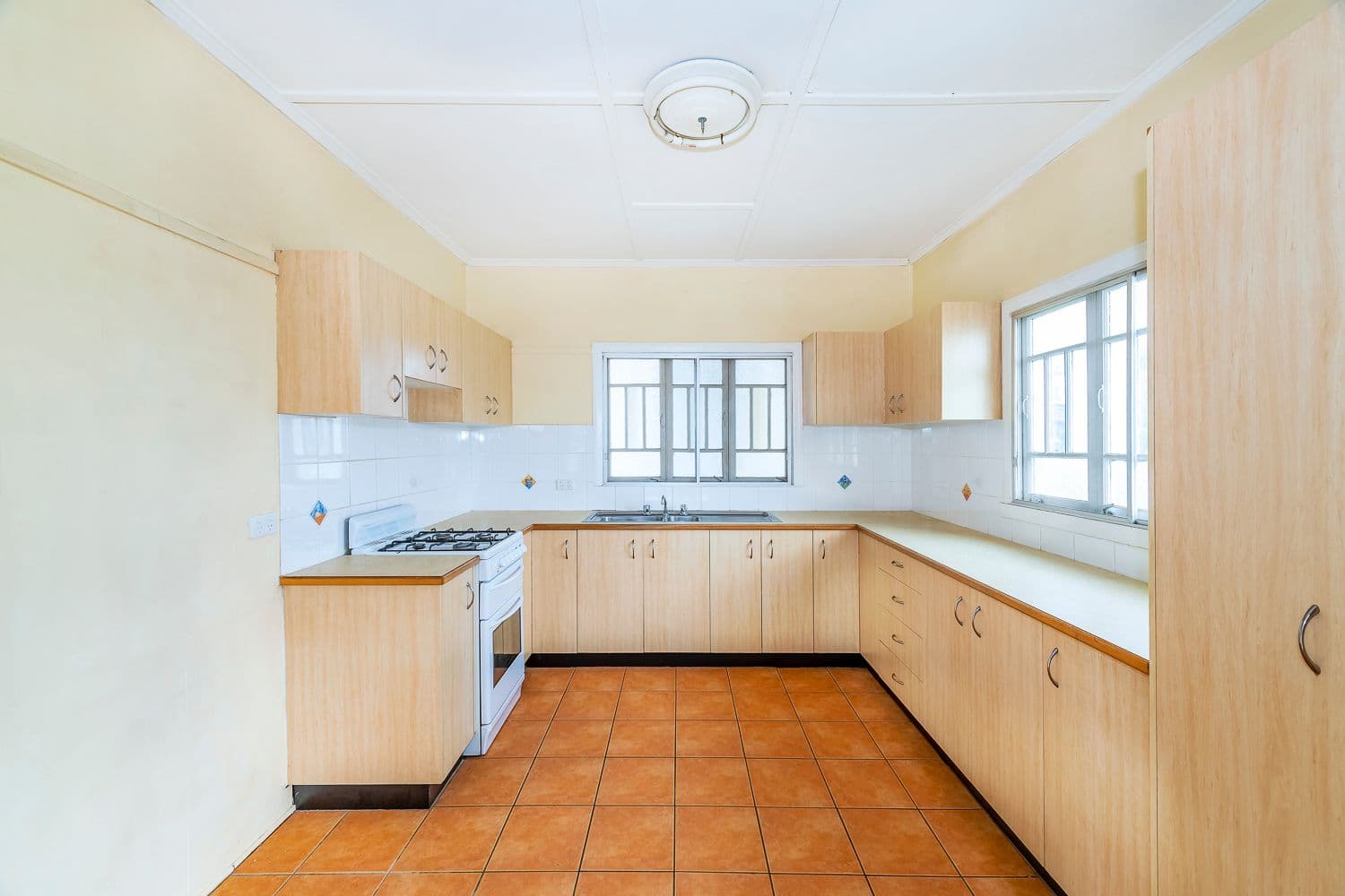 19 Sydney Street, Clayfield QLD 4011, Clayfield - Thumbnail 4
