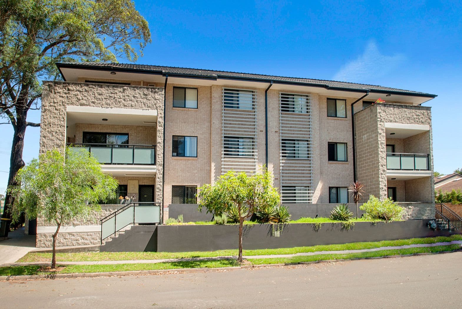 1317-1321 Princes Highway, Heathcote NSW 2233, Heathcote - Thumbnail 2